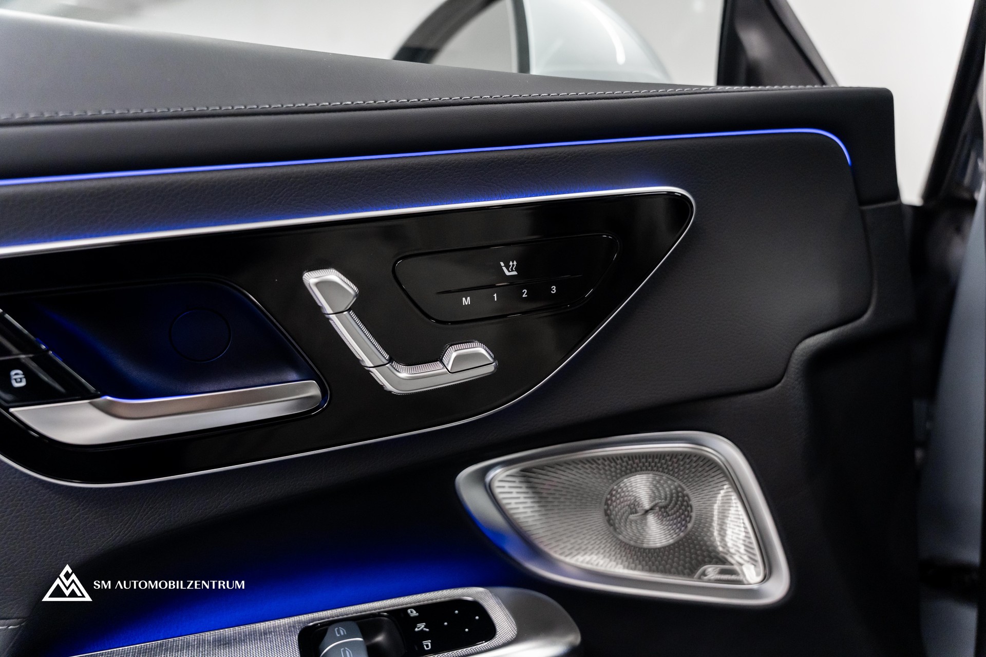 MERCEDES-BENZ CLE 300 AMG Line 4matic Coupé / 360° / Burmester / Lenkradheizung-image-37