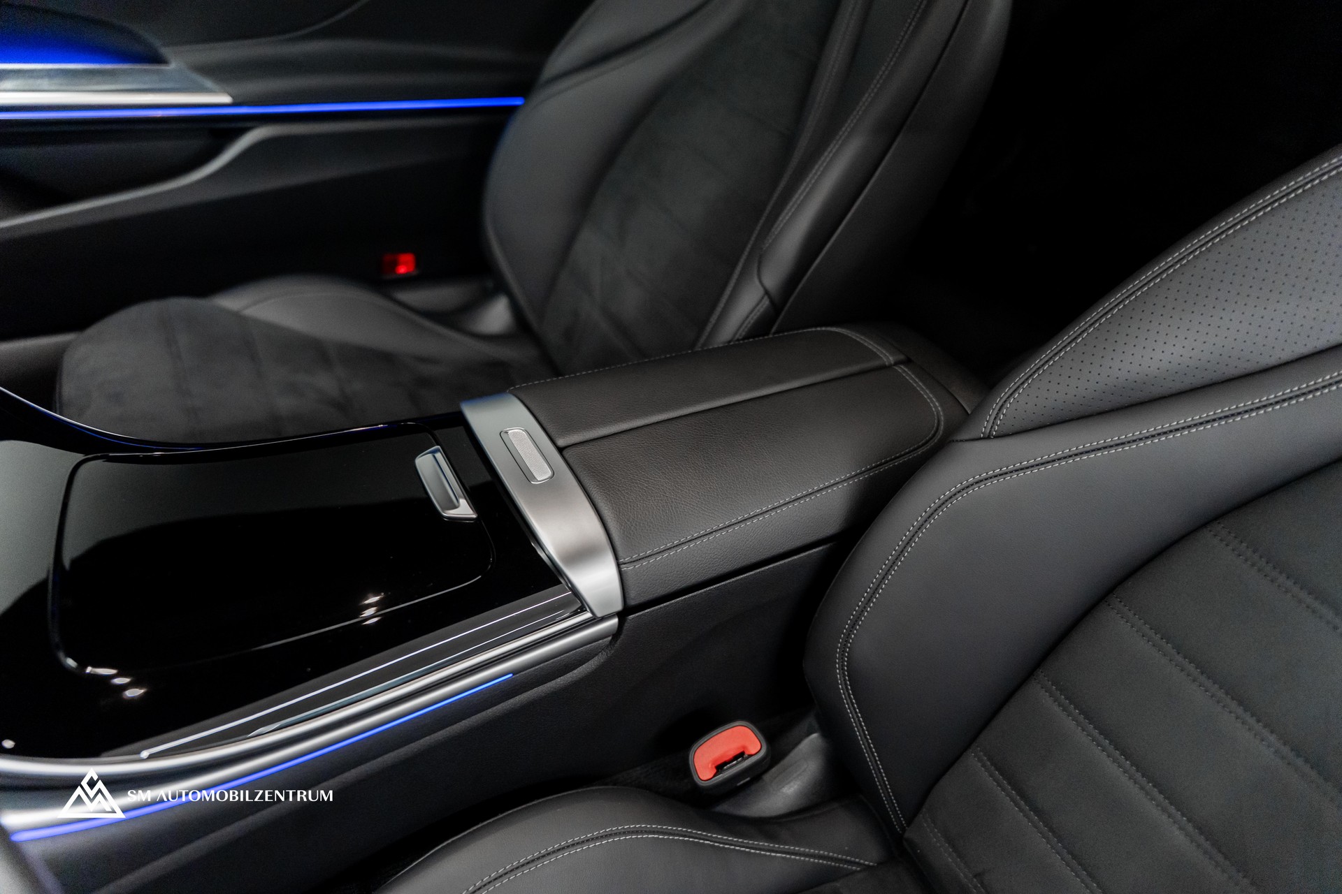 MERCEDES-BENZ CLE 300 AMG Line 4matic Coupé / 360° / Burmester / Lenkradheizung-image-17