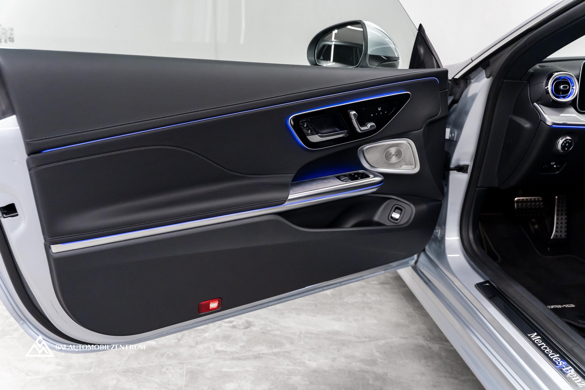 MERCEDES-BENZ CLE 300 AMG Line 4matic Coupé / 360° / Burmester / Lenkradheizung-image-28