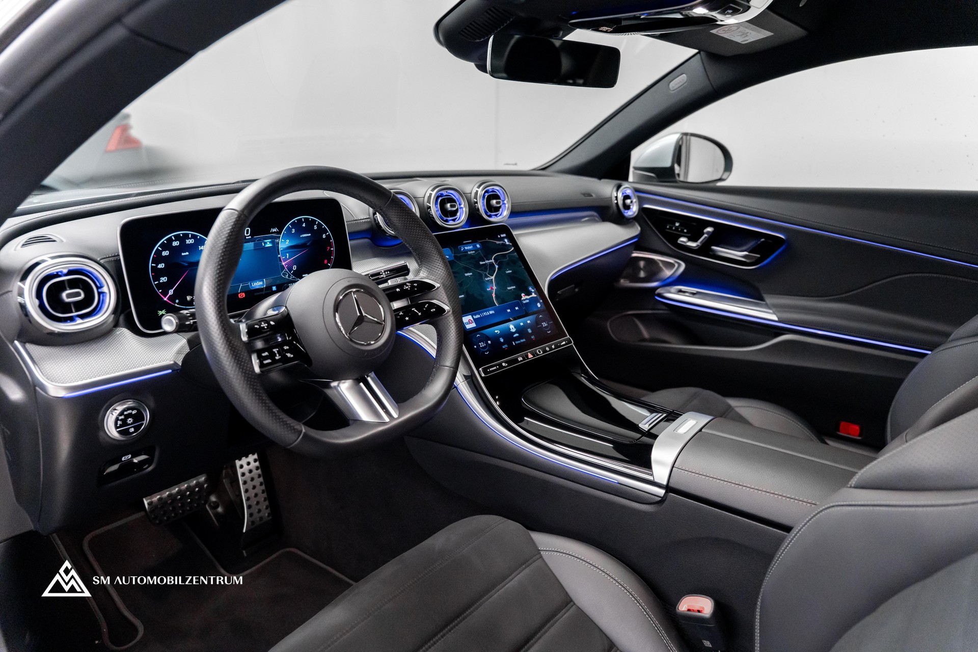 MERCEDES-BENZ CLE 300 AMG Line 4matic Coupé / 360° / Burmester / Lenkradheizung-image-13