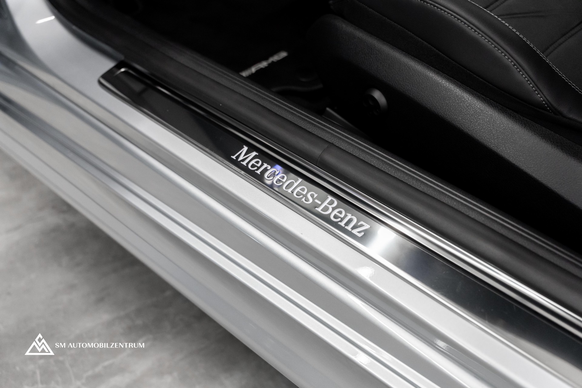 MERCEDES-BENZ CLE 300 AMG Line 4matic Coupé / 360° / Burmester / Lenkradheizung-image-26