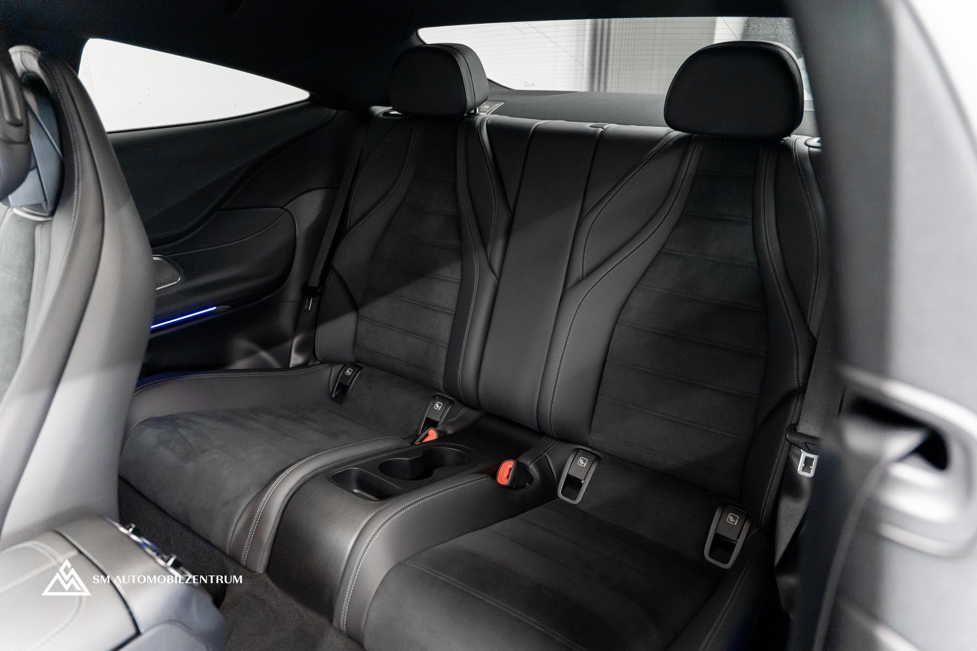 MERCEDES-BENZ CLE 300 AMG Line 4matic Coupé / 360° / Burmester / Lenkradheizung-image-24
