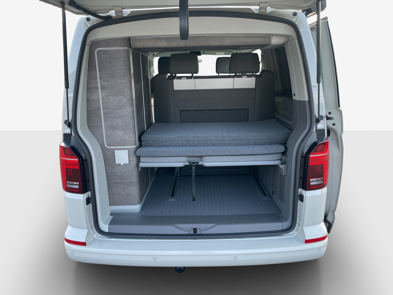 VW T6.1 California 2.0 TDI Ocean Liberty DSG-image-12