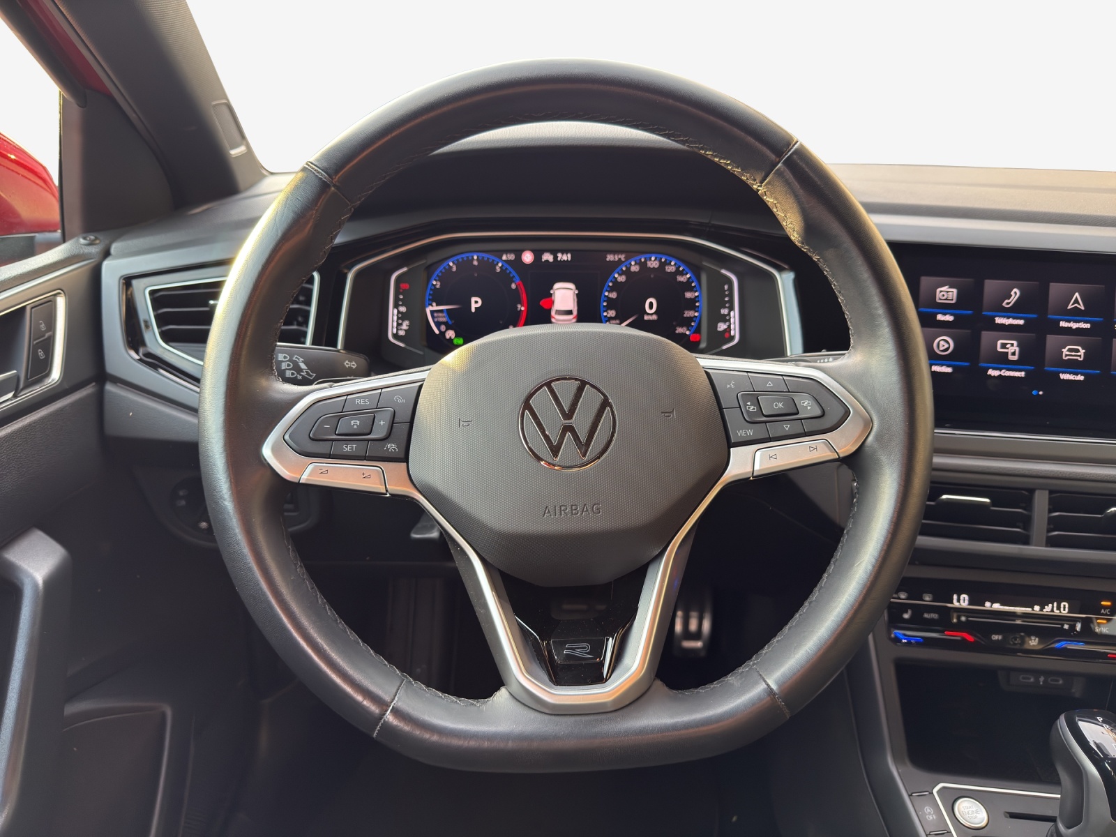 VW Polo 1.0 TSI R-Line DSG-image-9