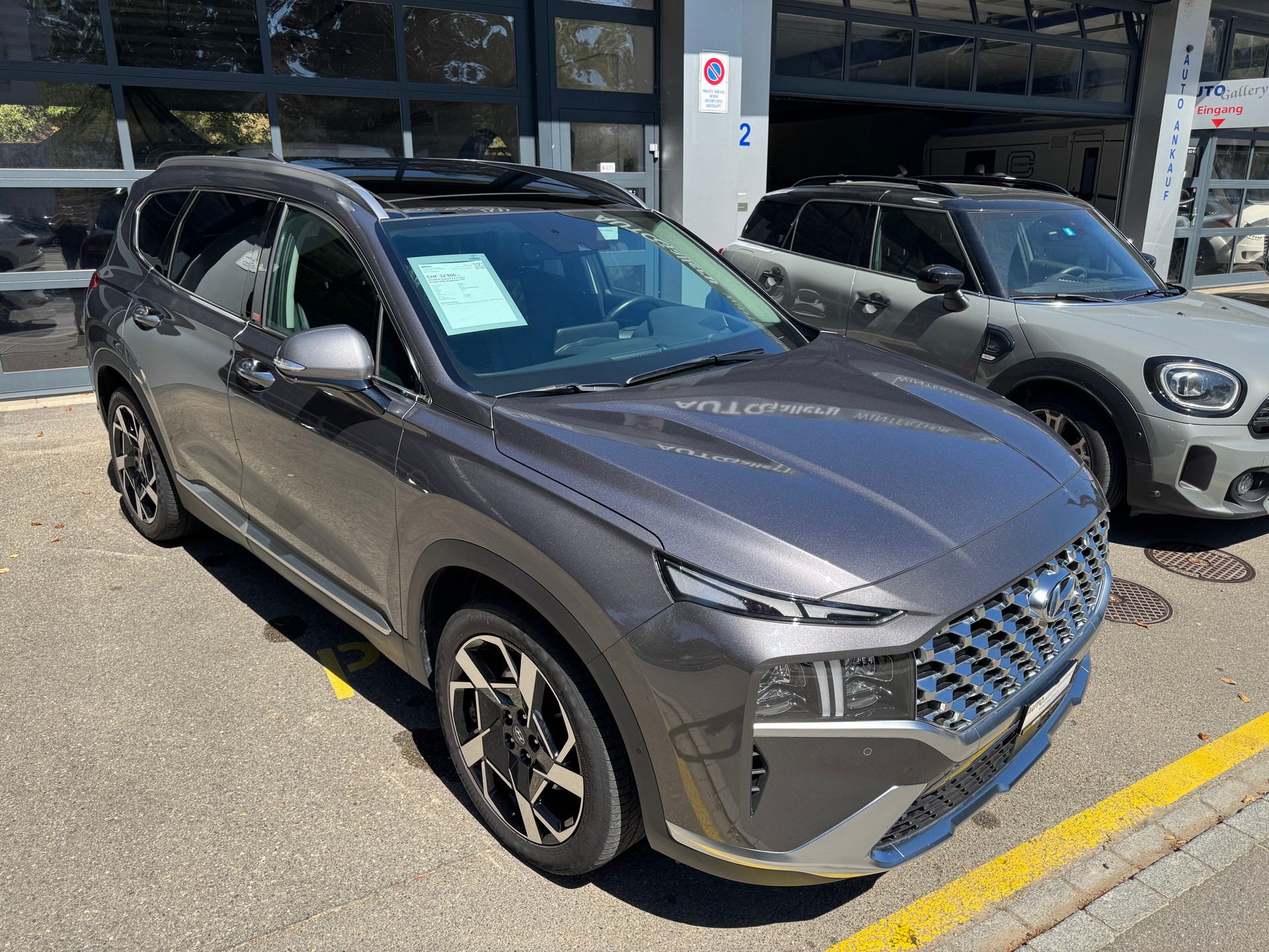 HYUNDAI Santa Fe 2.2 CRDI Amplia 4WD Automatic 7Pl.-showroom-element-1