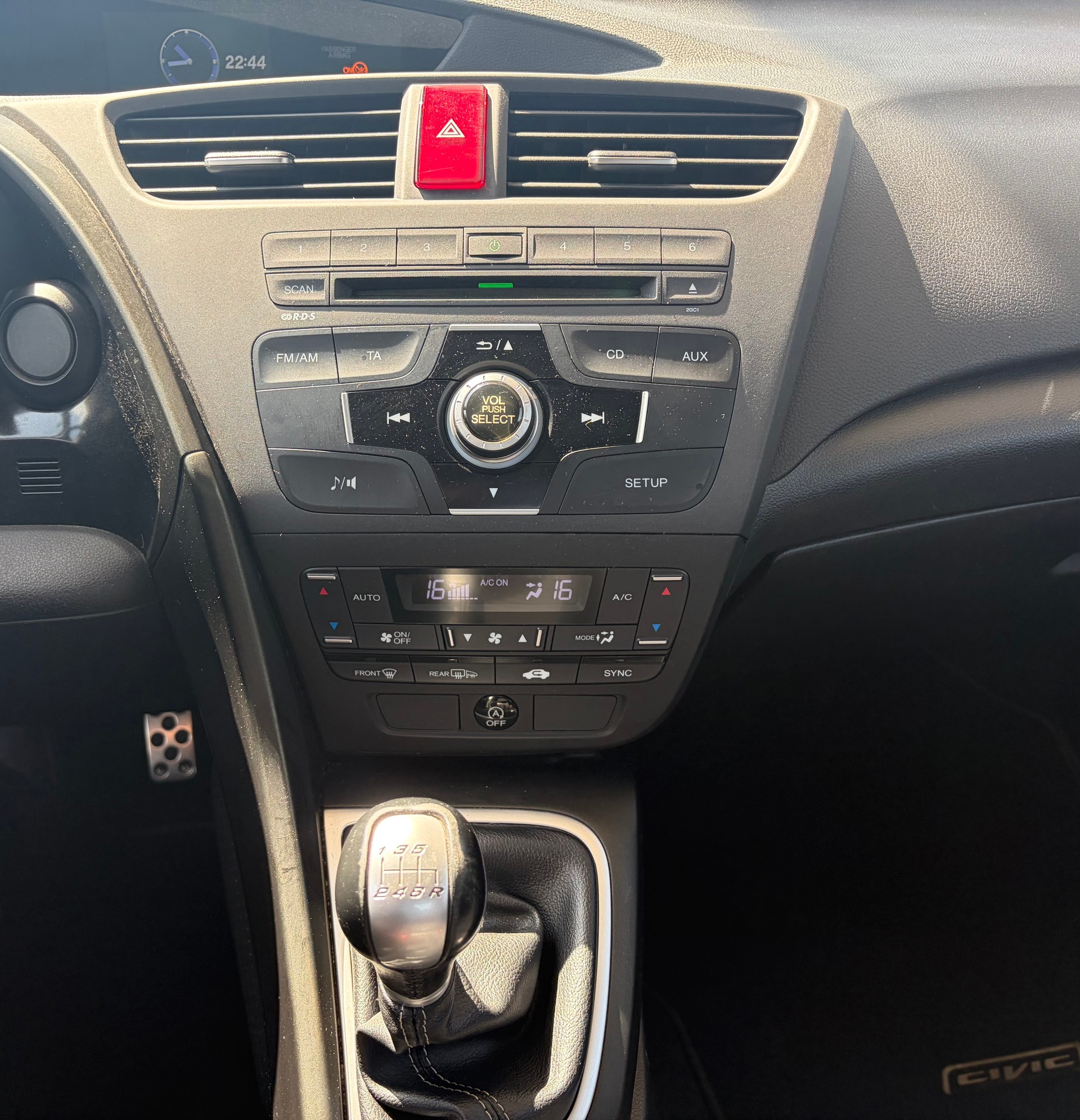 HONDA Civic 1.8i Sport-image-9
