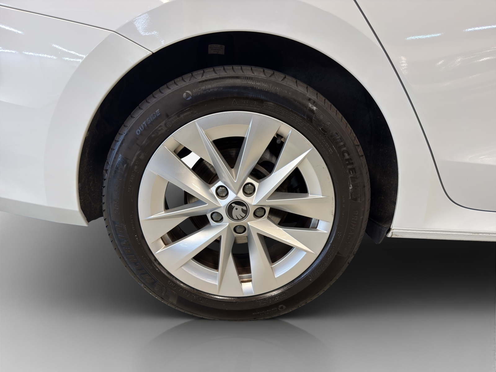 SKODA Octavia Combi 1.5 TSI mHEV DSG Selection-image-13