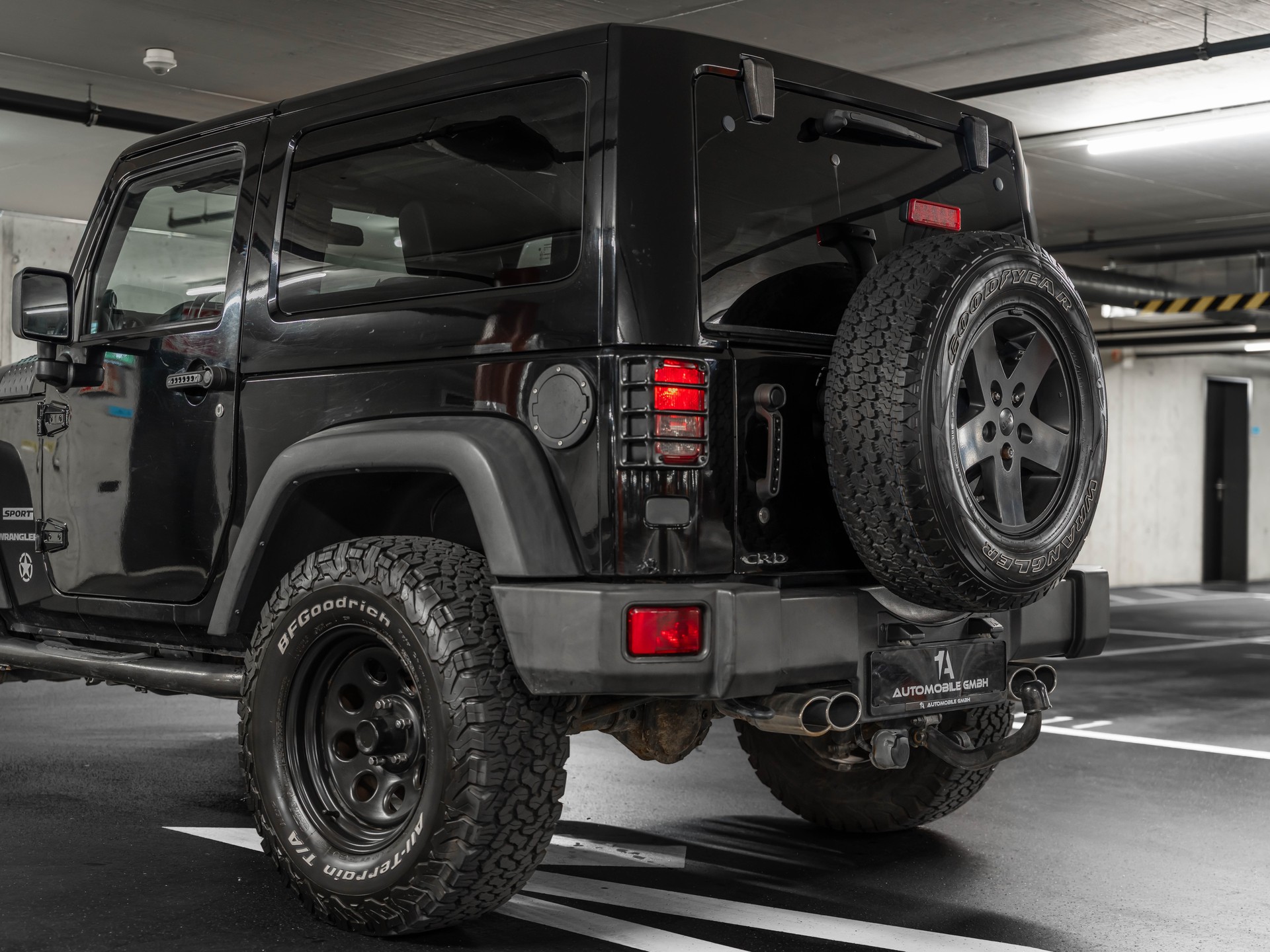 JEEP Wrangler 2.8 CRD Sport Automatic-image-9