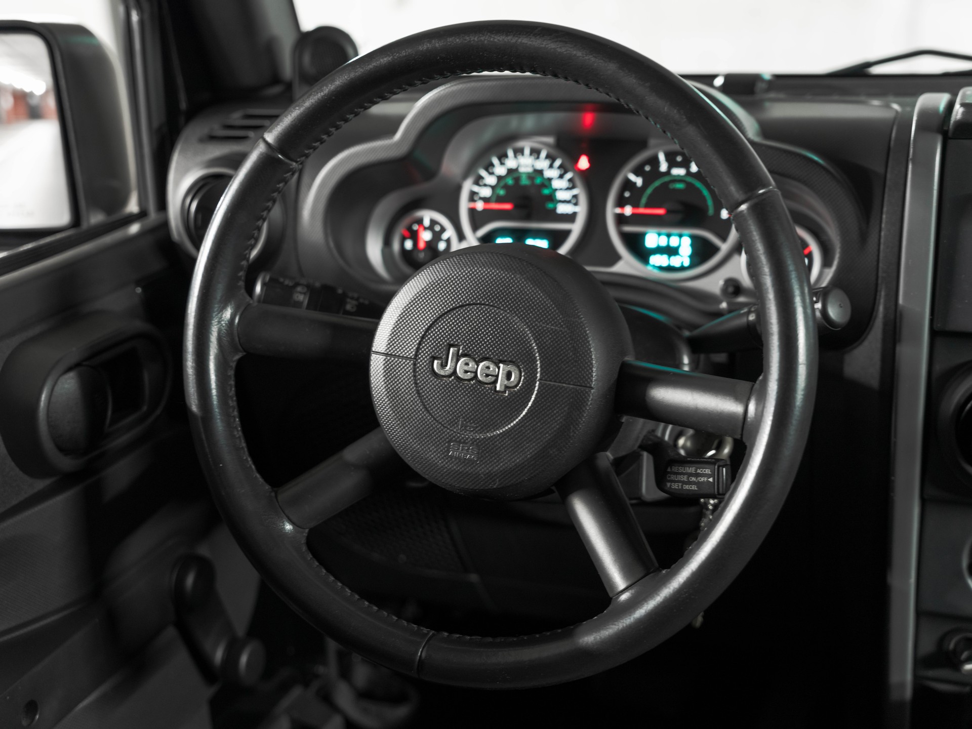 JEEP Wrangler 2.8 CRD Sport Automatic-image-19