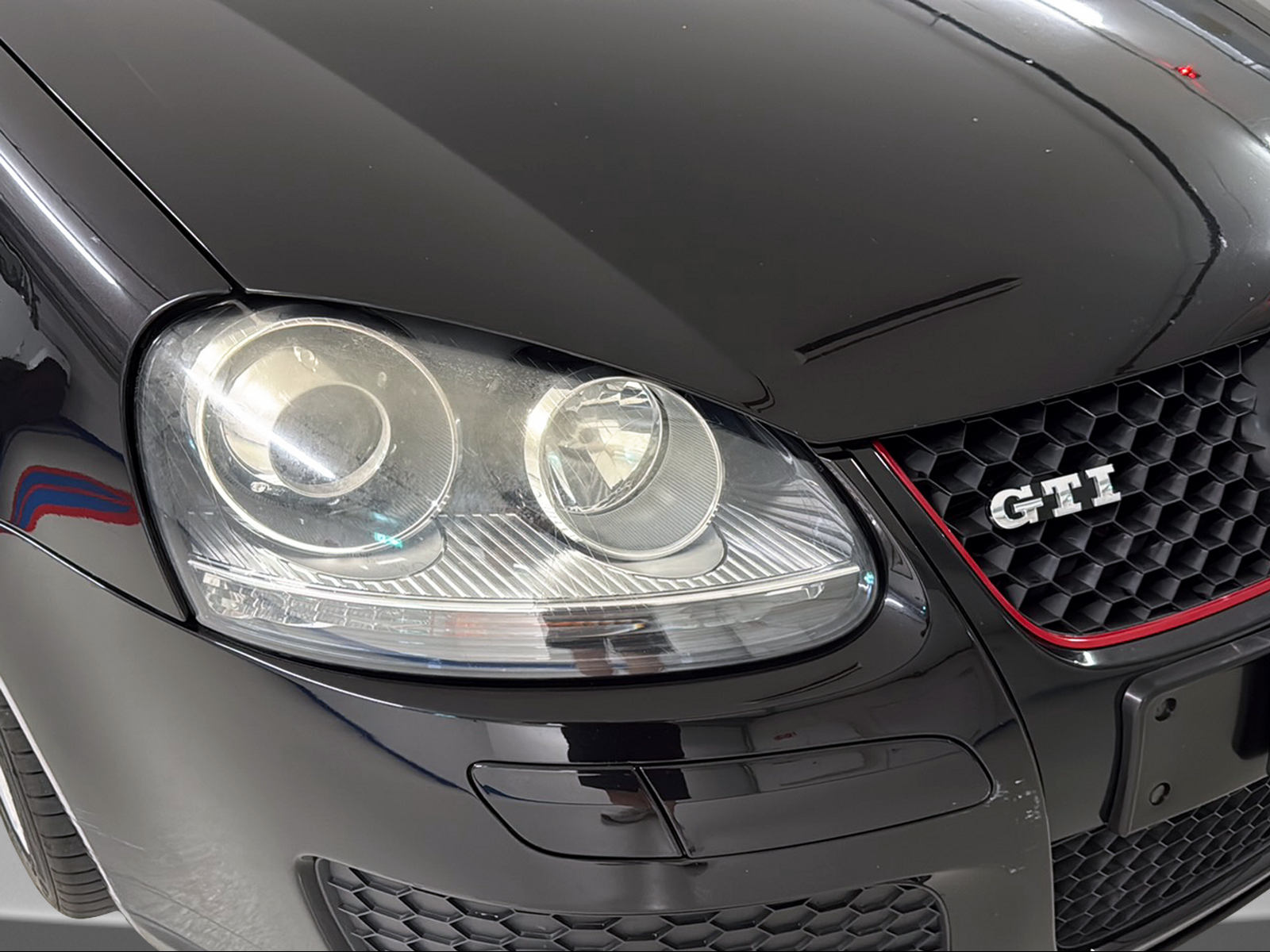 VW Golf 2.0 TFSI GTI-image-3