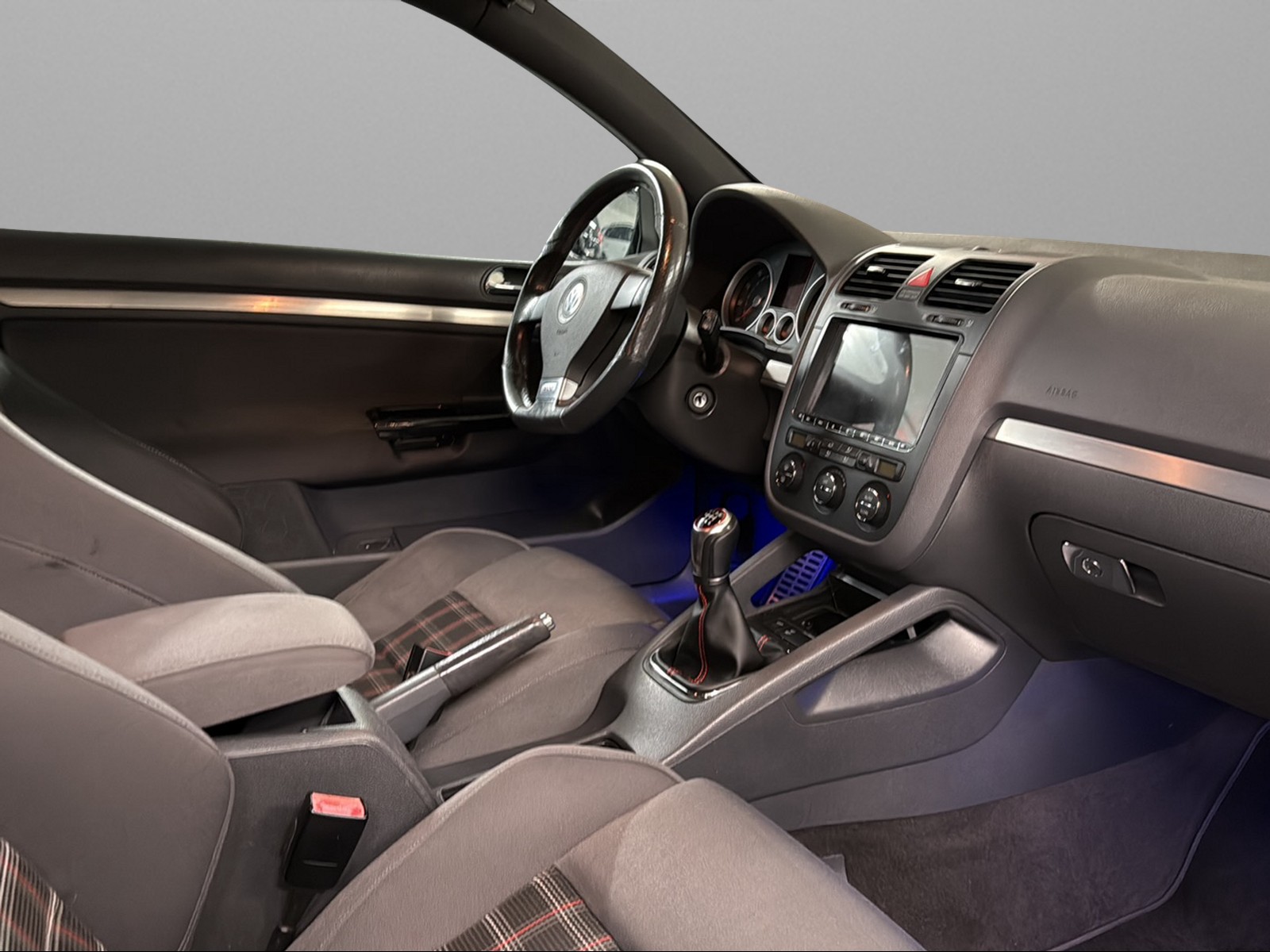 VW Golf 2.0 TFSI GTI-image-14