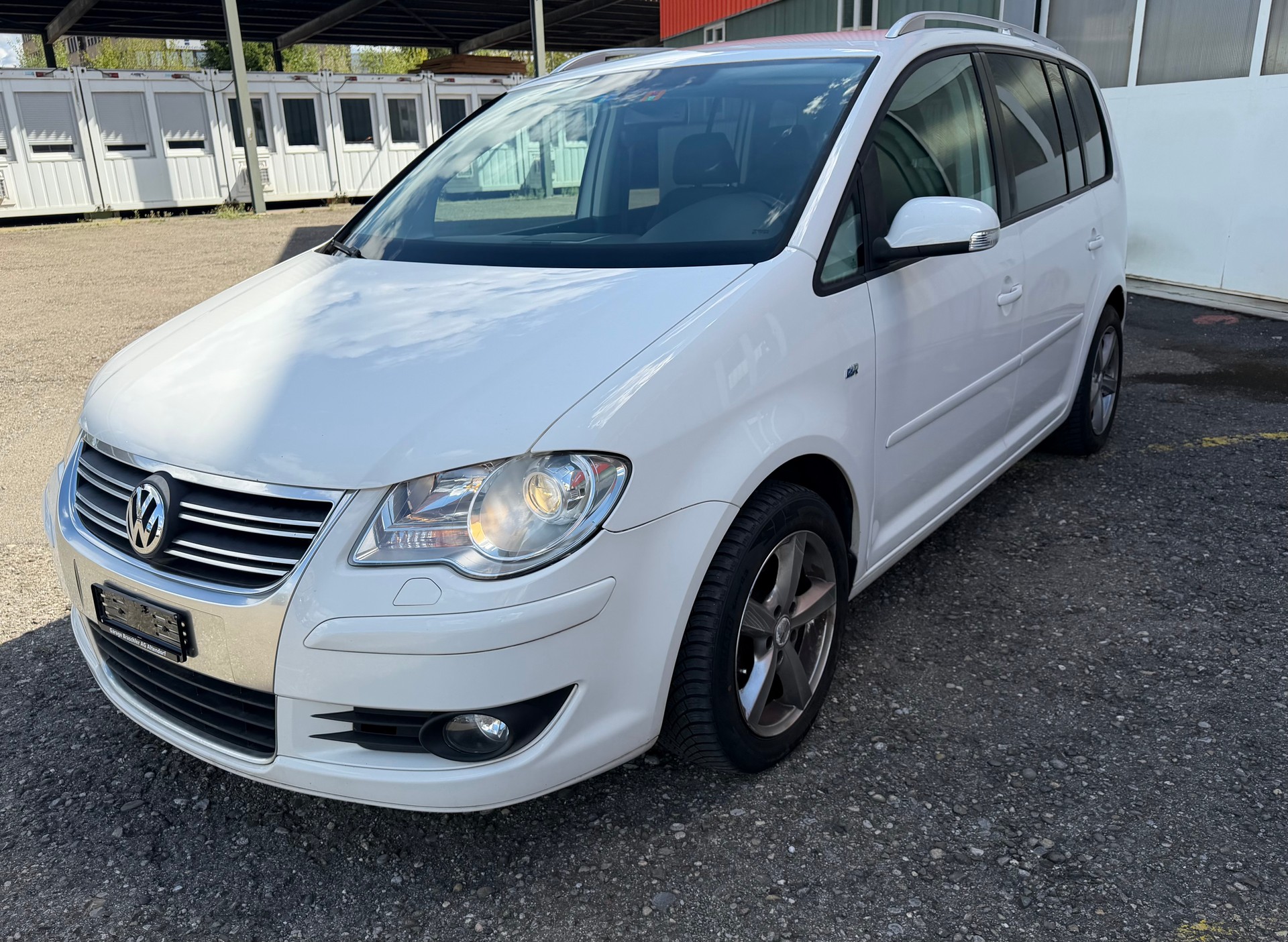 VW Touran 1.4 TSI Trendline-image-2