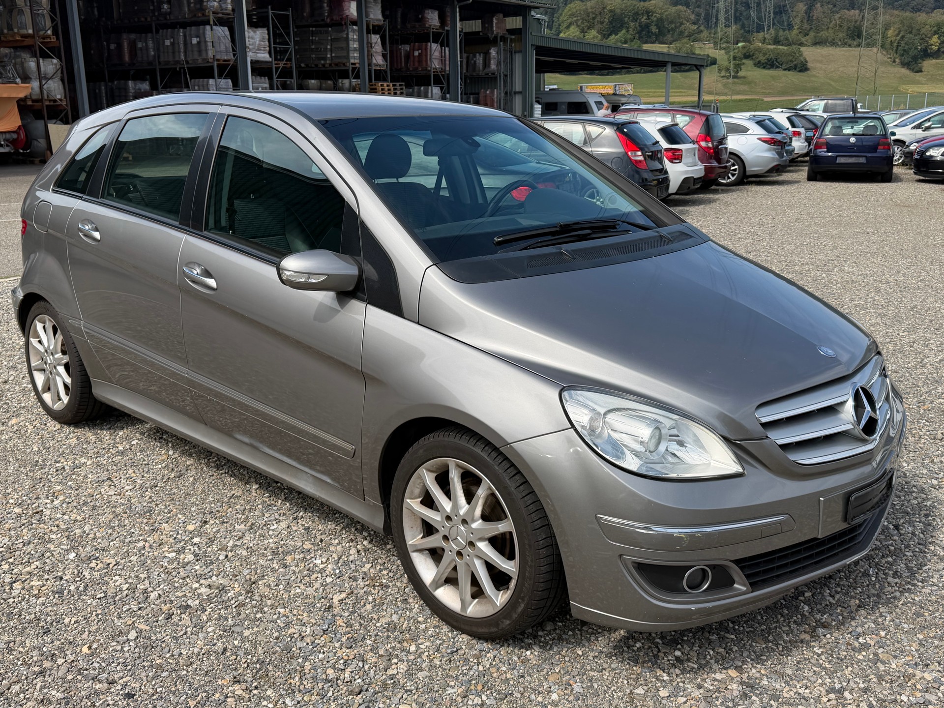 MERCEDES-BENZ B 170-image-1