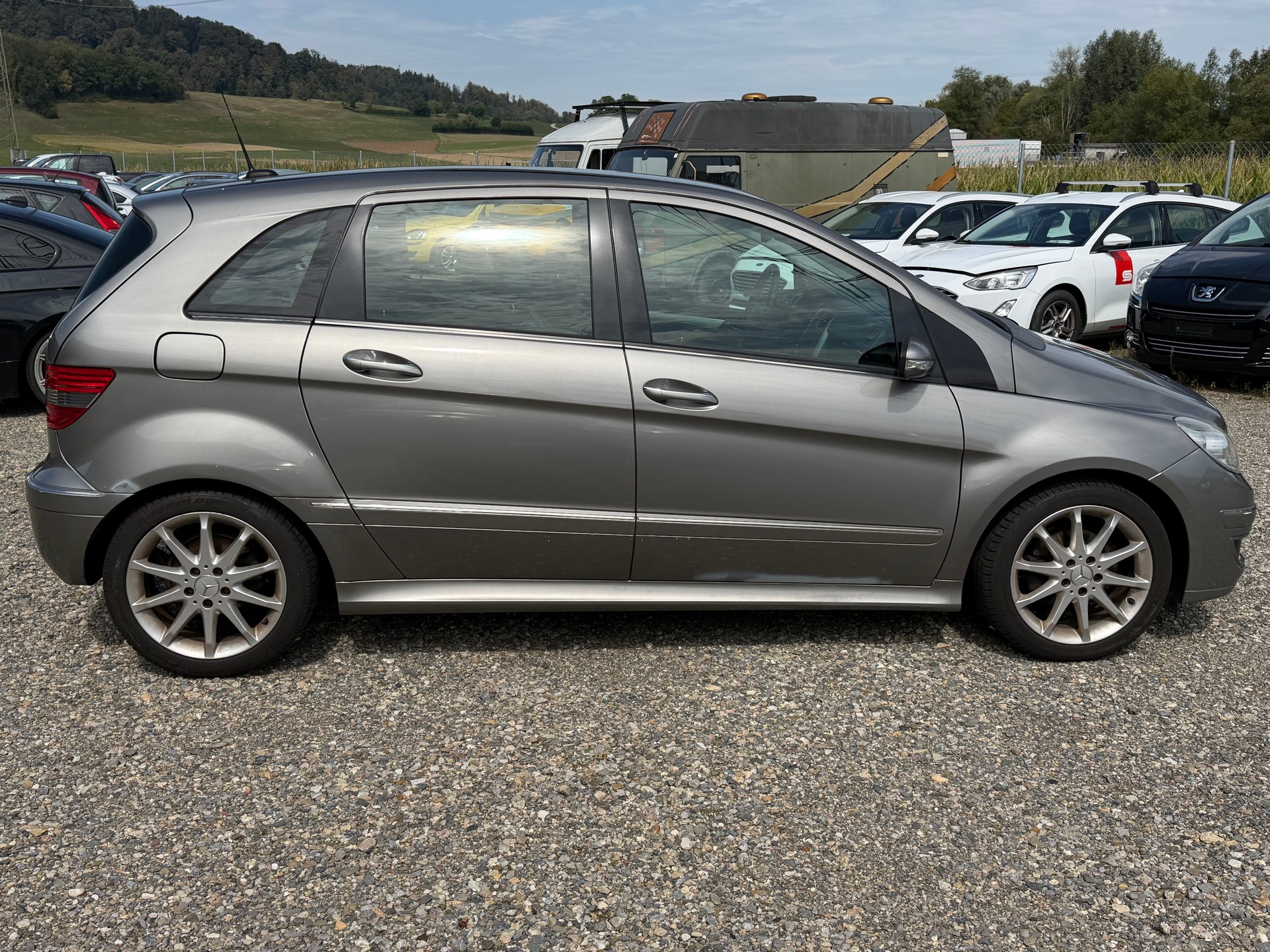 MERCEDES-BENZ B 170-image-10