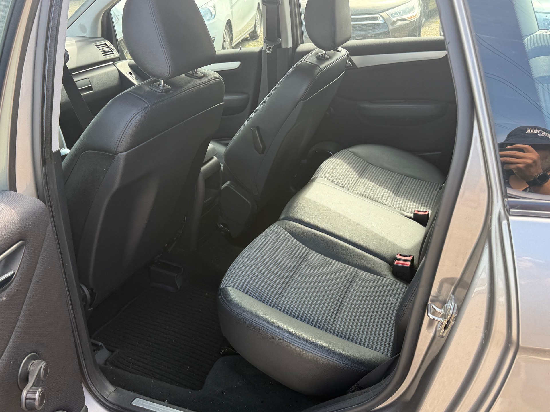 MERCEDES-BENZ B 170-image-7