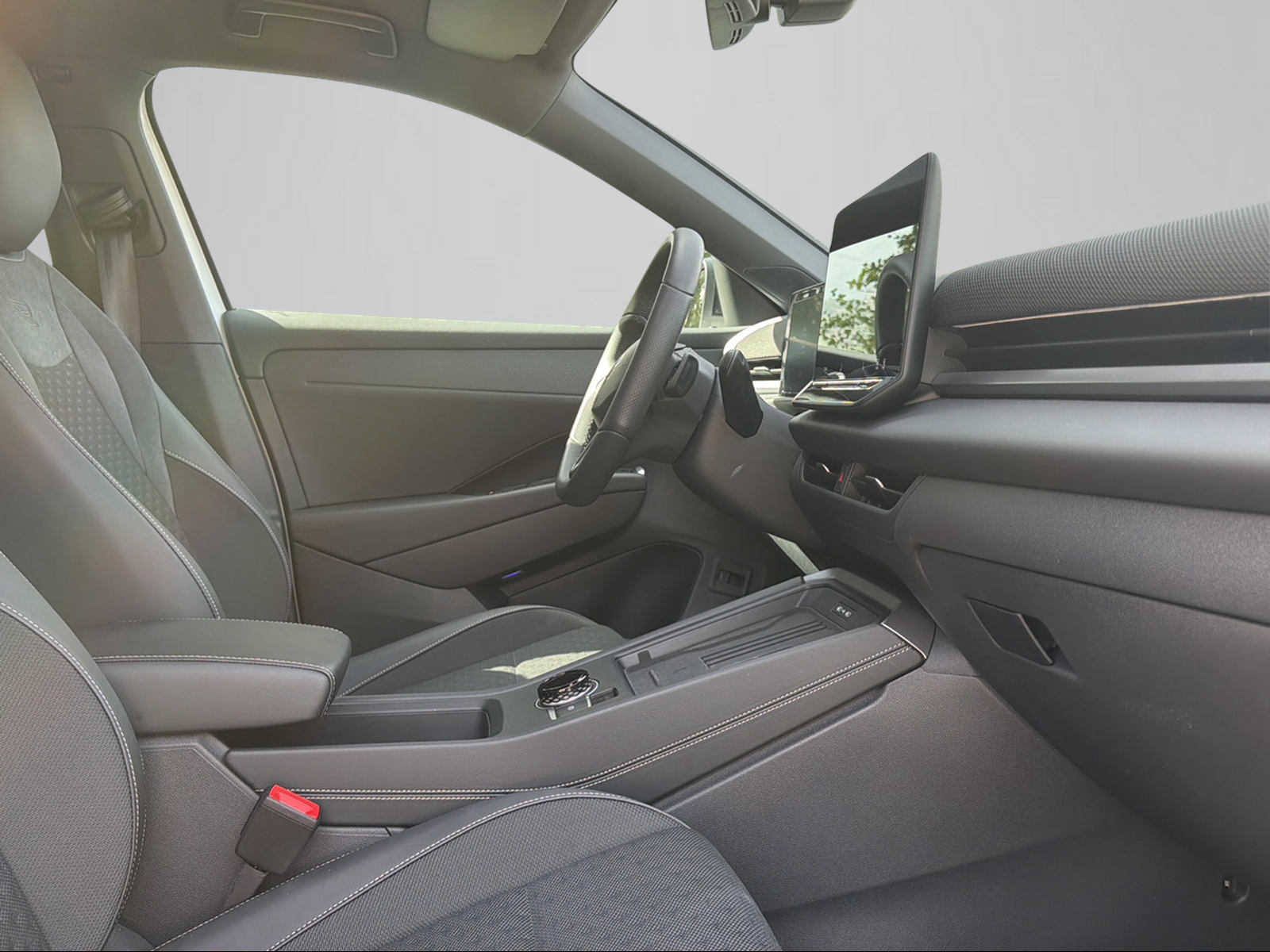 VW T-Roc 1.5 eTSI mHEV R-Line DSG-image-6