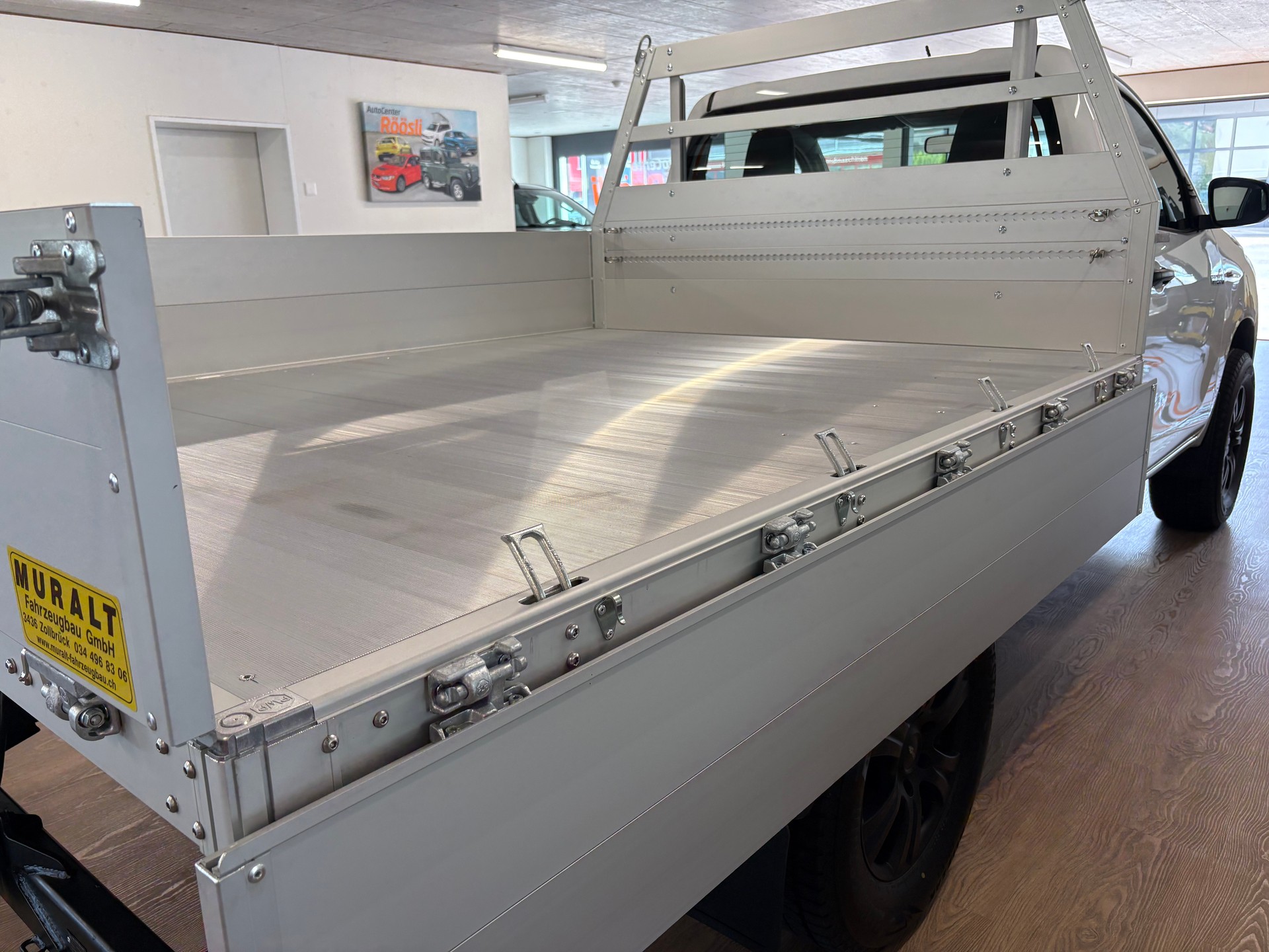 TOYOTA Hilux 2.4D-4D Comfort Single Cab 4x4-image-4