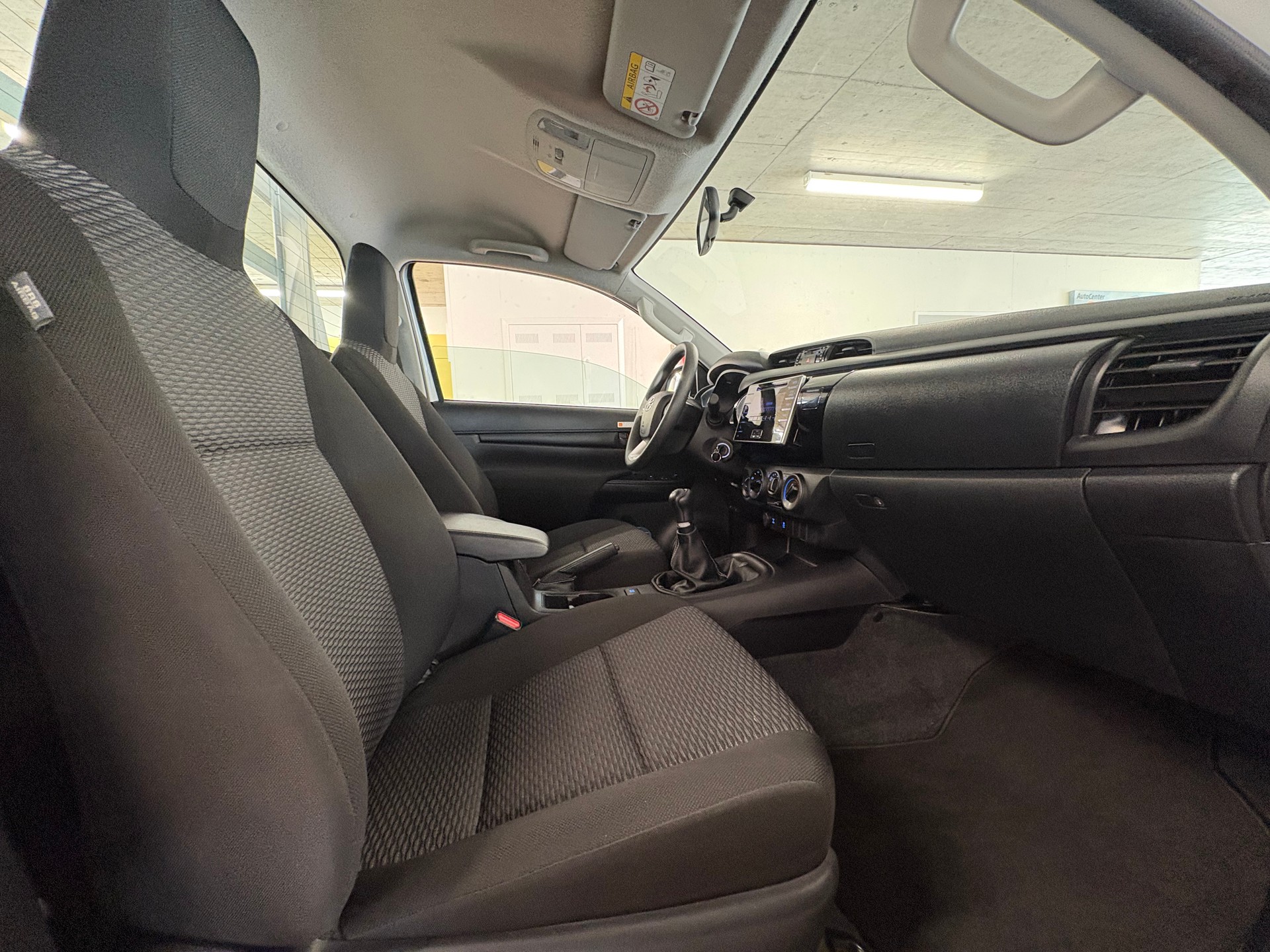 TOYOTA Hilux 2.4D-4D Comfort Single Cab 4x4-image-11