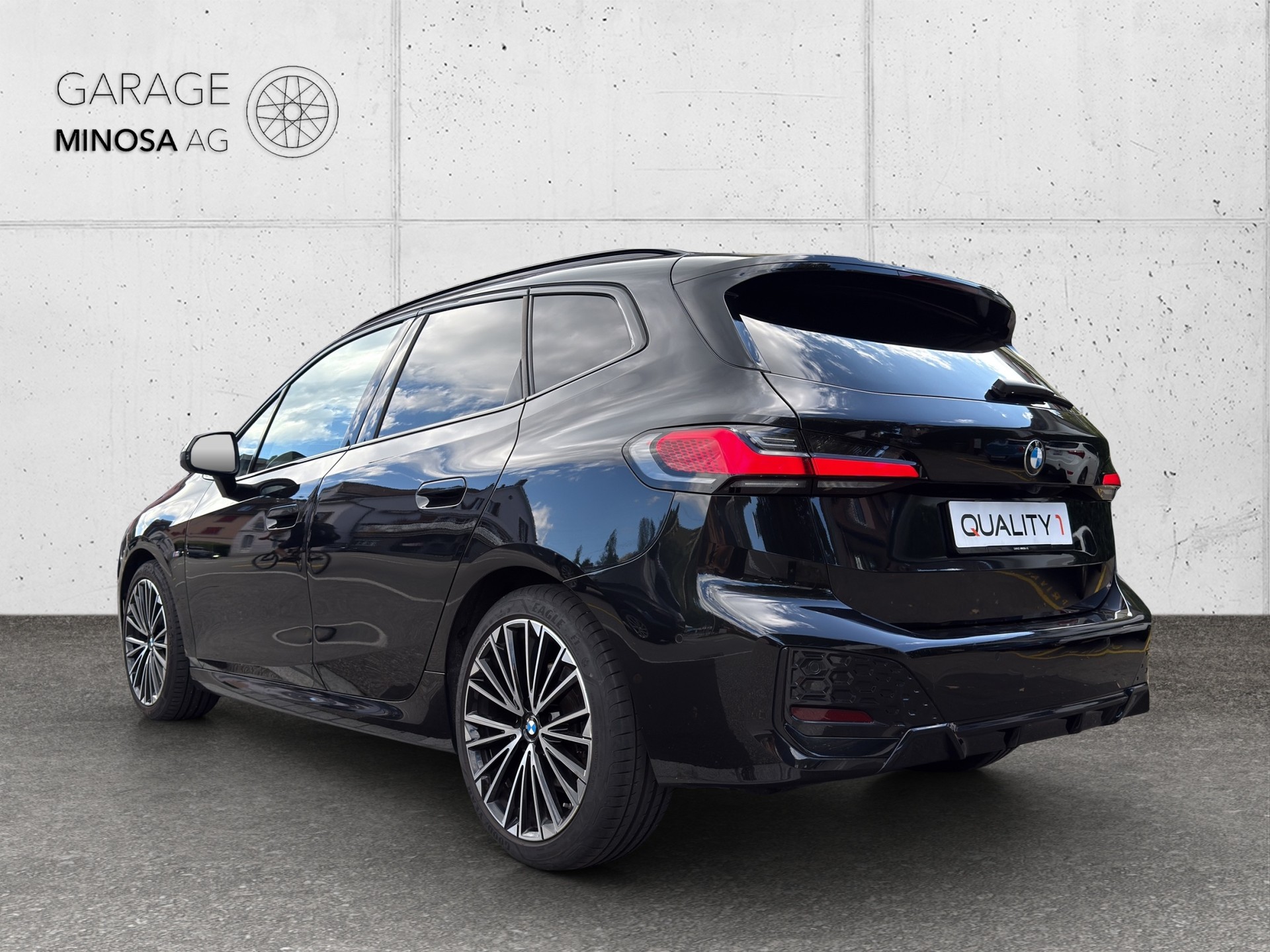 BMW 218d Active Tourer M Sport DKG-image-2