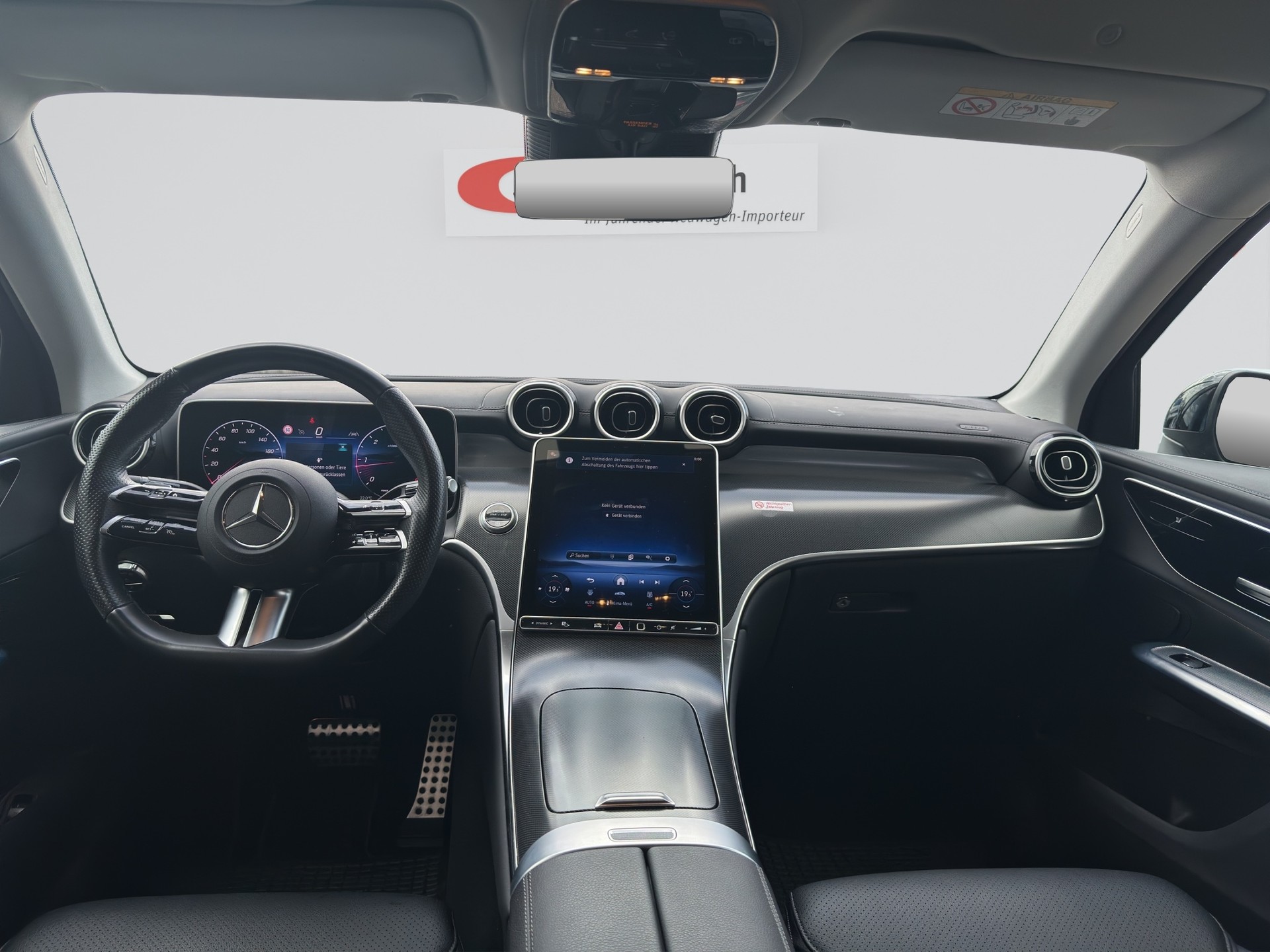 MERCEDES-BENZ GLC 220 d 4Matic 9G-Tronic AMG Line Night-image-6