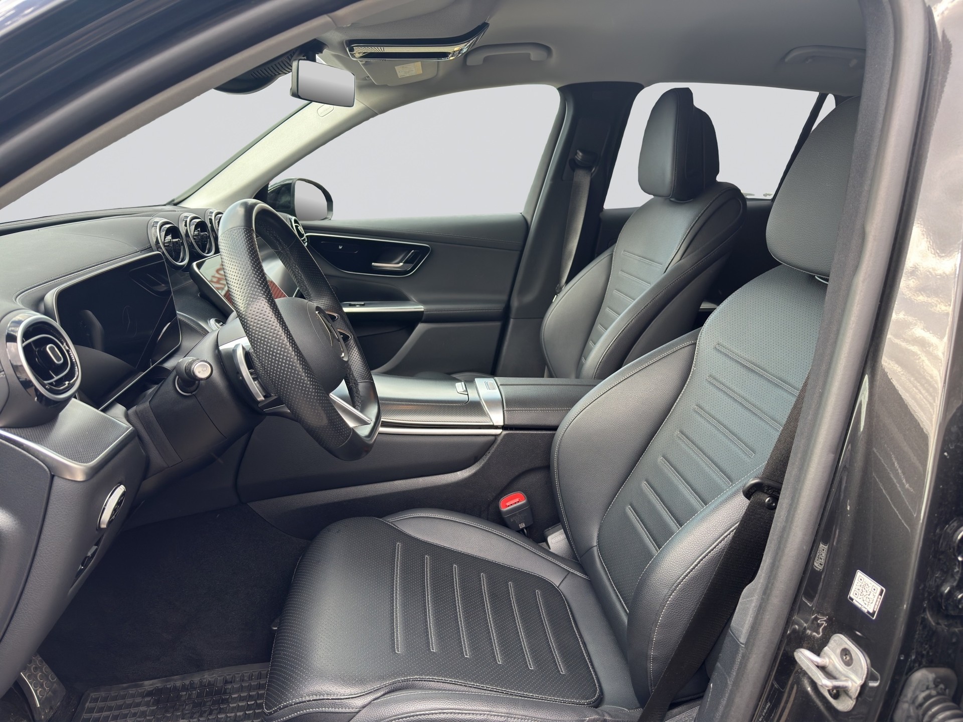 MERCEDES-BENZ GLC 220 d 4Matic 9G-Tronic AMG Line Night-image-4