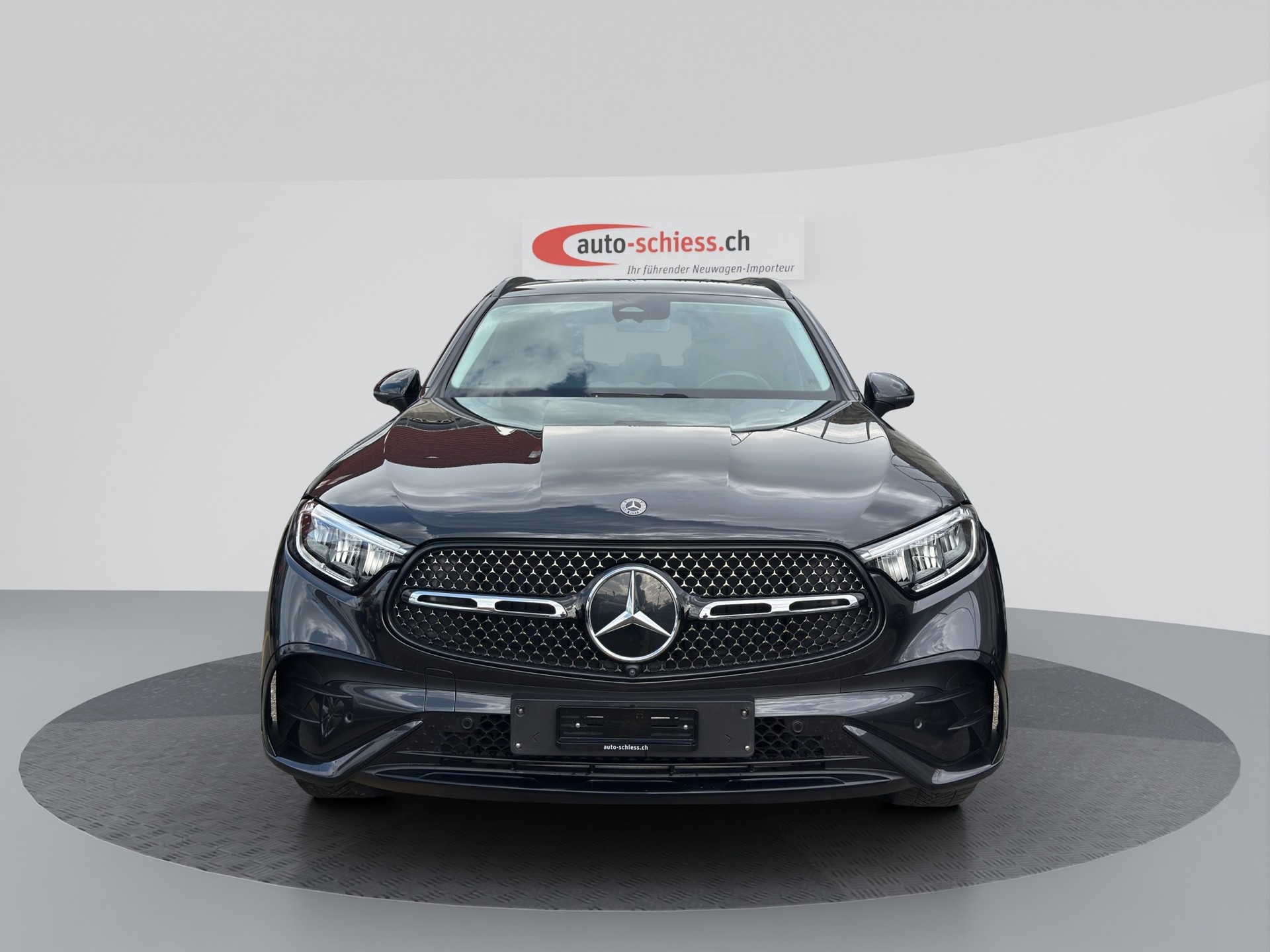 MERCEDES-BENZ GLC 220 d 4Matic 9G-Tronic AMG Line Night-image-3
