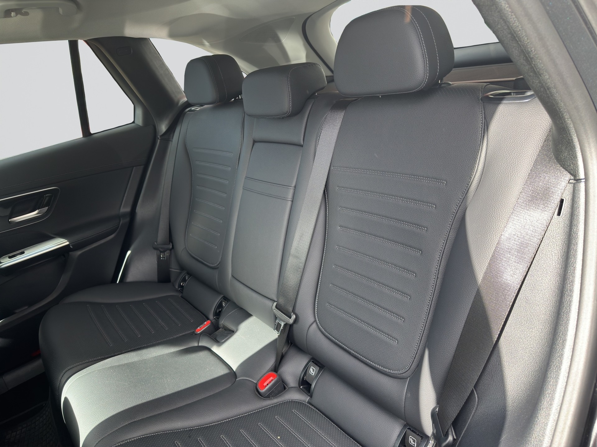 MERCEDES-BENZ GLC 220 d 4Matic 9G-Tronic AMG Line Night-image-7