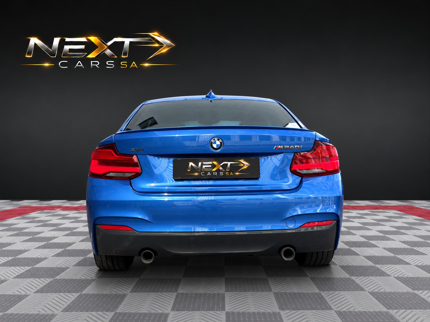 BMW M240i xDrive Steptronic-image-2