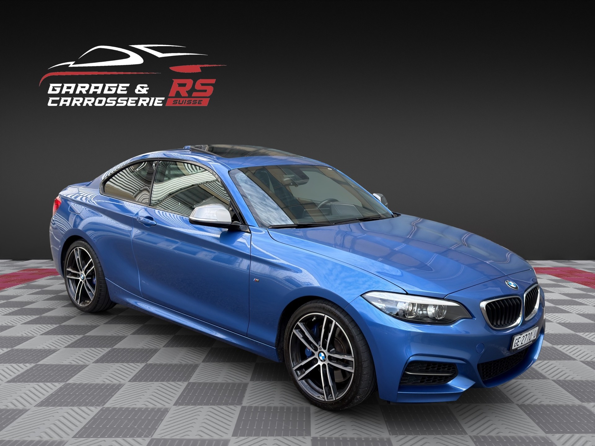 BMW M240i xDrive Steptronic-image-5