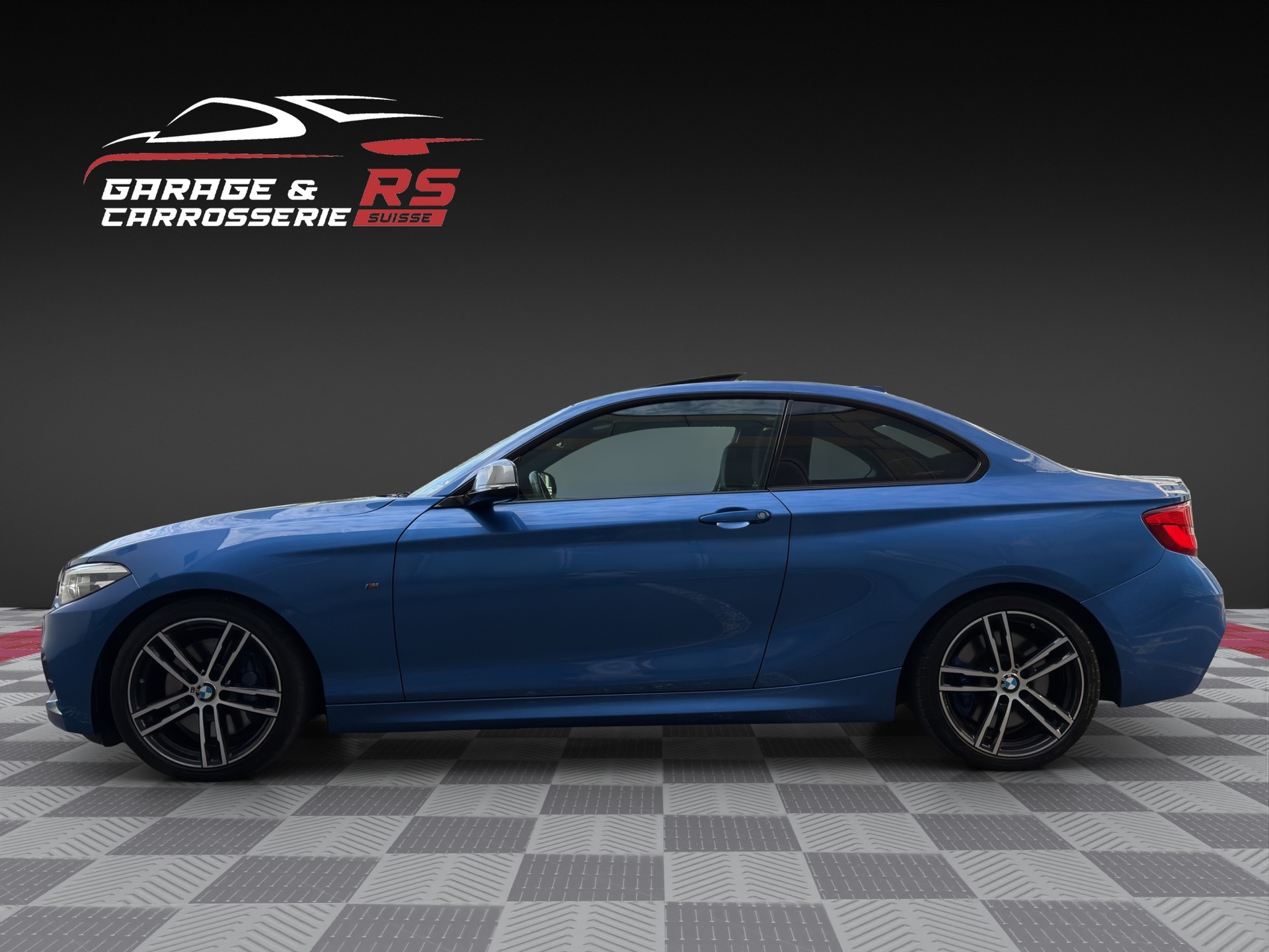 BMW M240i xDrive Steptronic-image-1