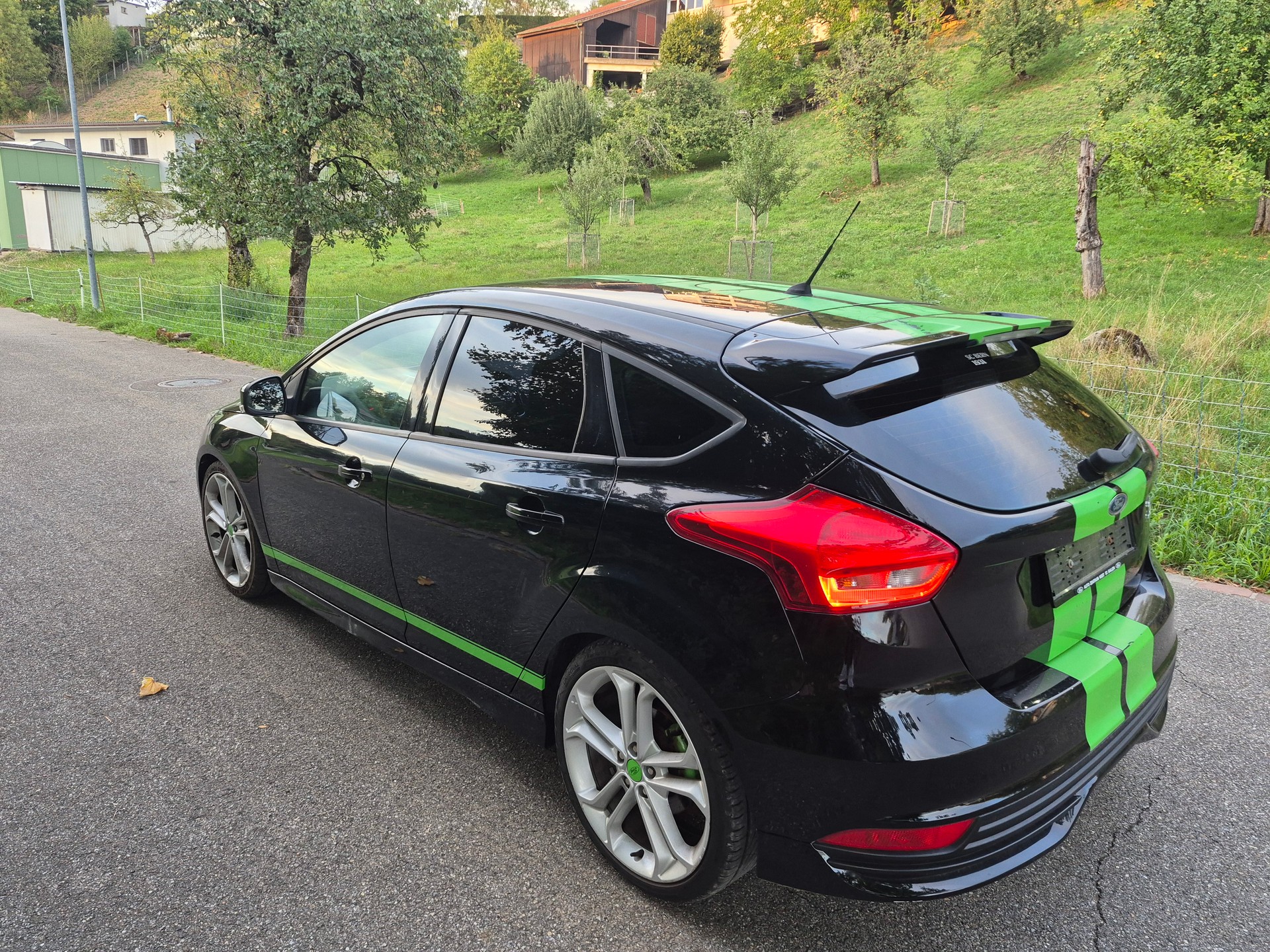 FORD Focus 2.0 SCTi ST2-image-4