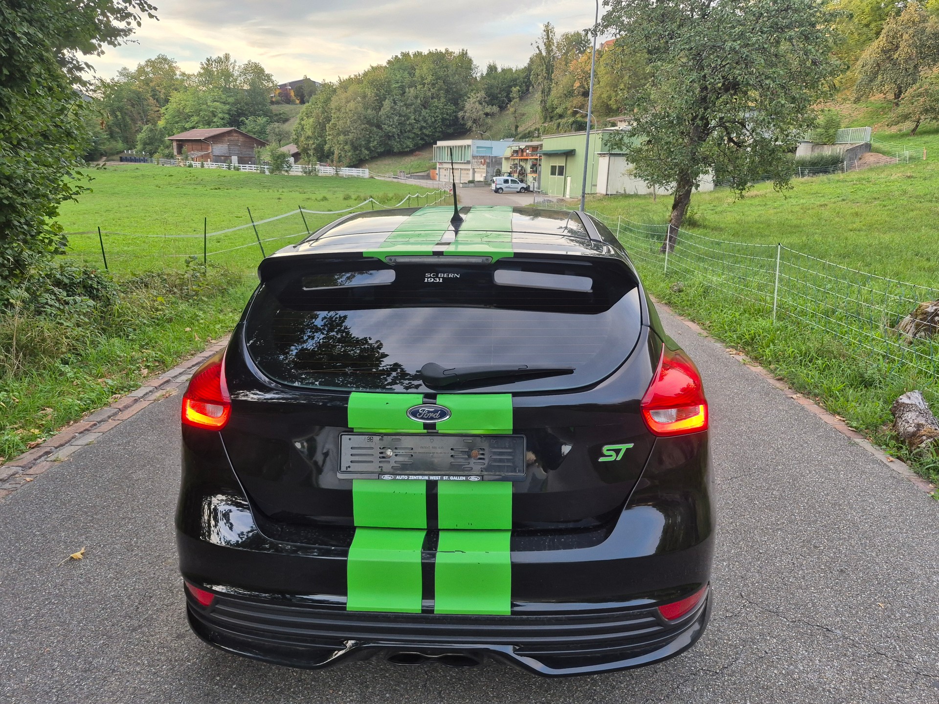 FORD Focus 2.0 SCTi ST2-image-5