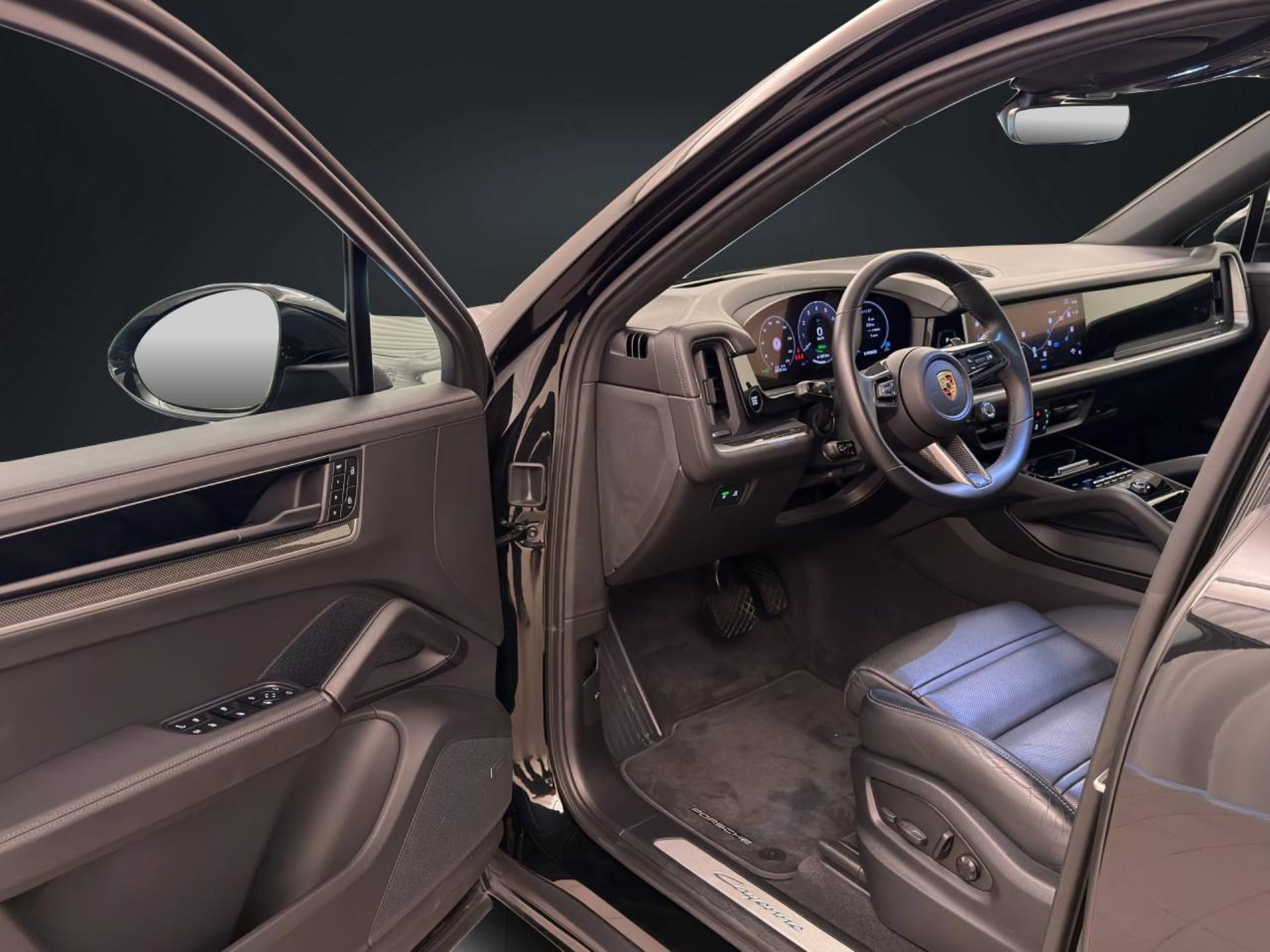 PORSCHE Cayenne E-Hybrid Coupé-image-3