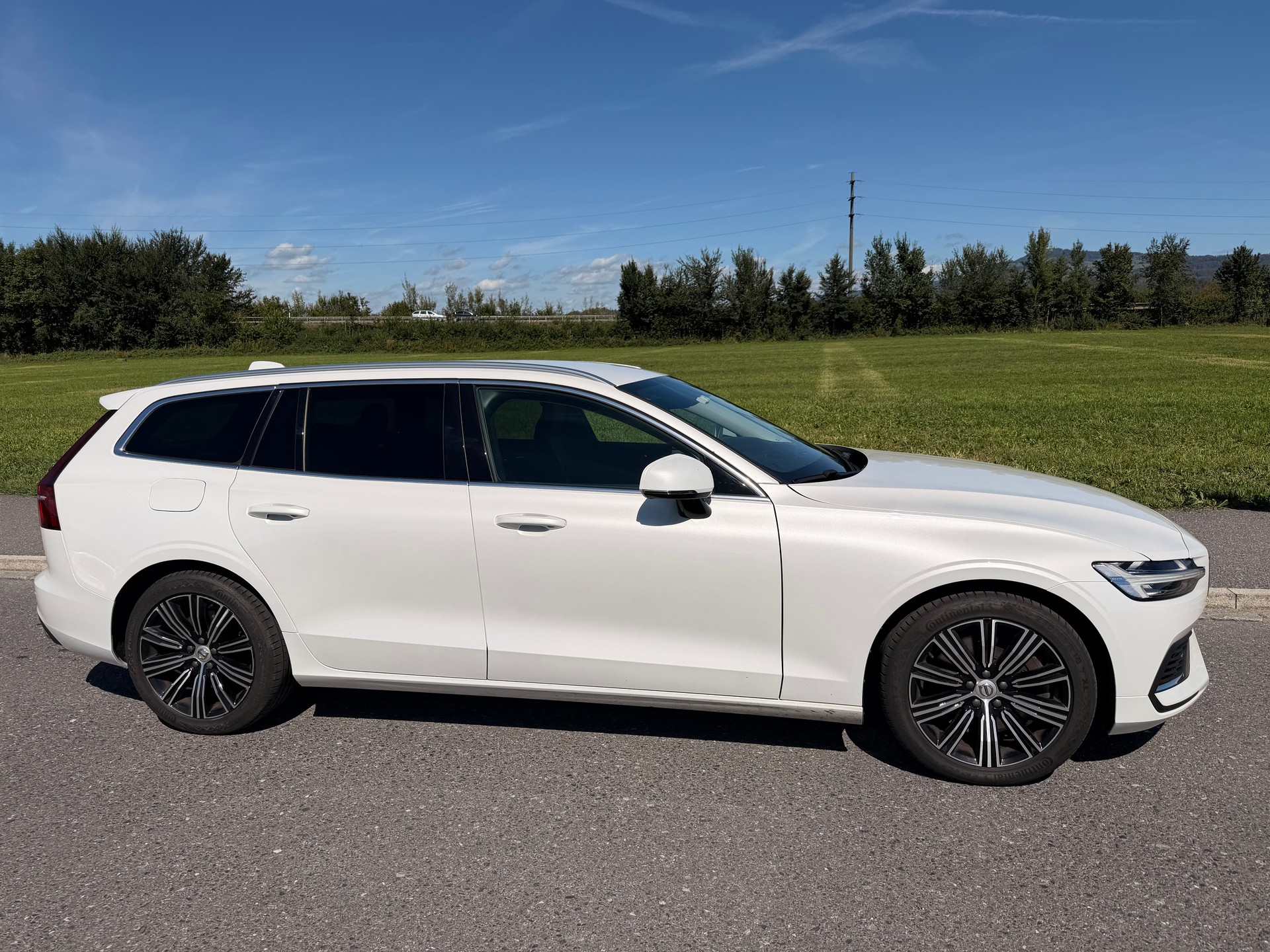 VOLVO 2.0 T6 TE Inscription eAWD-image-1