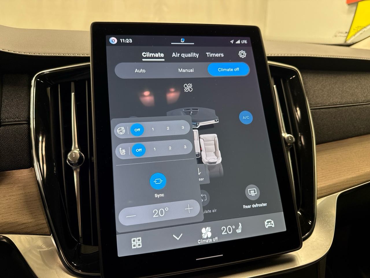 VOLVO XC90 B5 Benzin Mild Hybrid AWD Plus Bright Geartronic-image-9