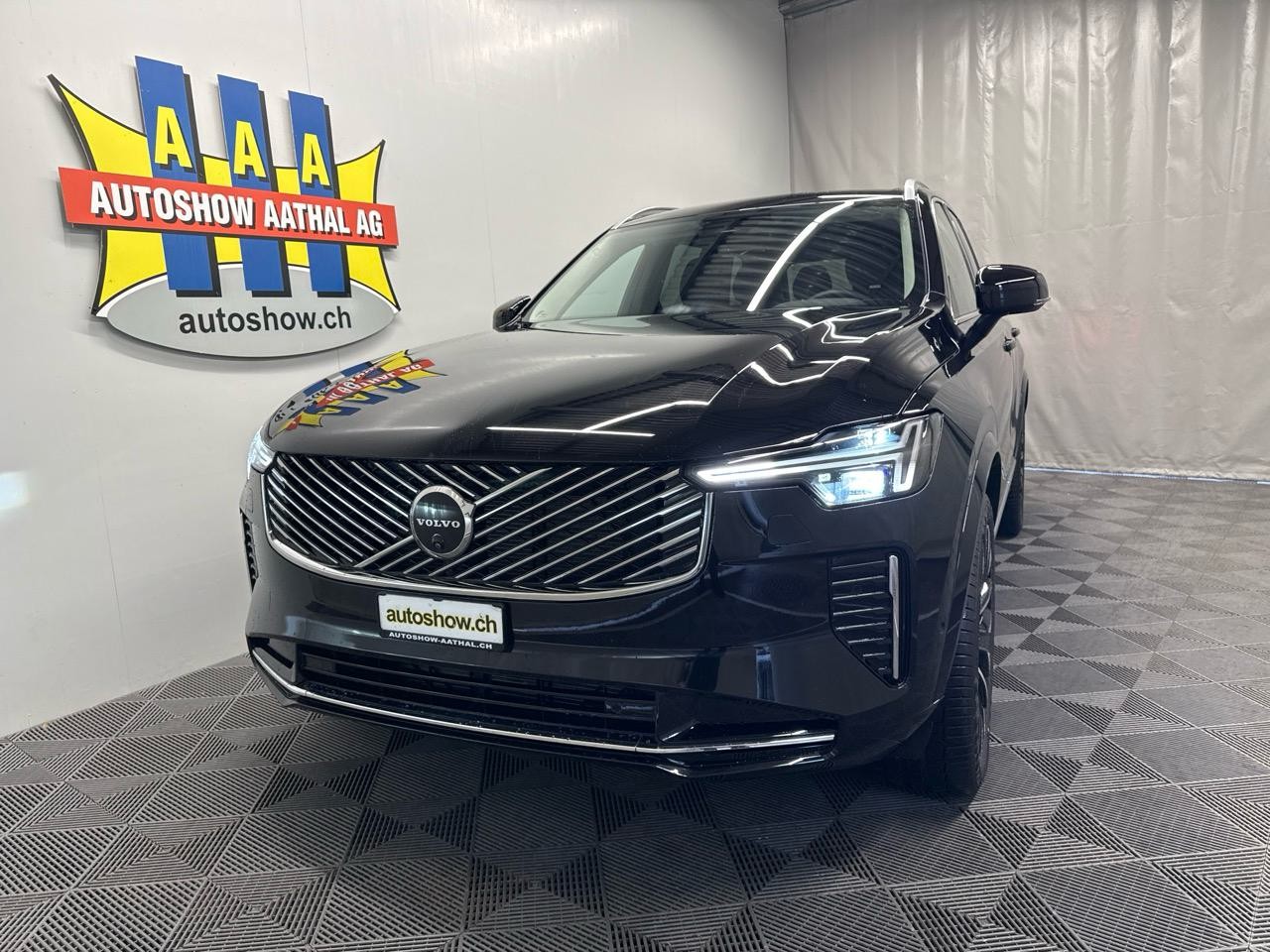 VOLVO XC90 B5 Benzin Mild Hybrid AWD Plus Bright Geartronic-image-15