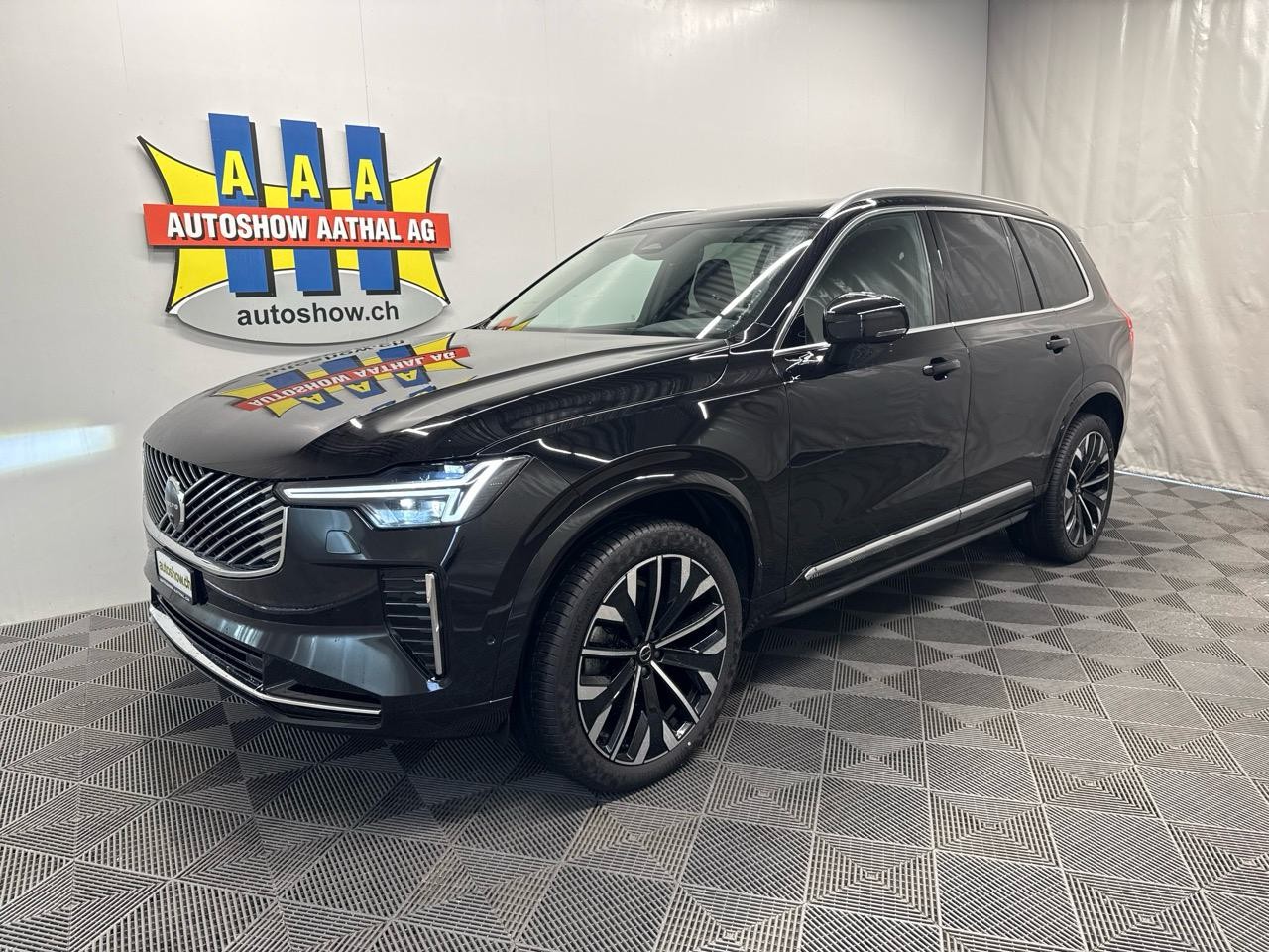 VOLVO XC90 B5 Benzin Mild Hybrid AWD Plus Bright Geartronic