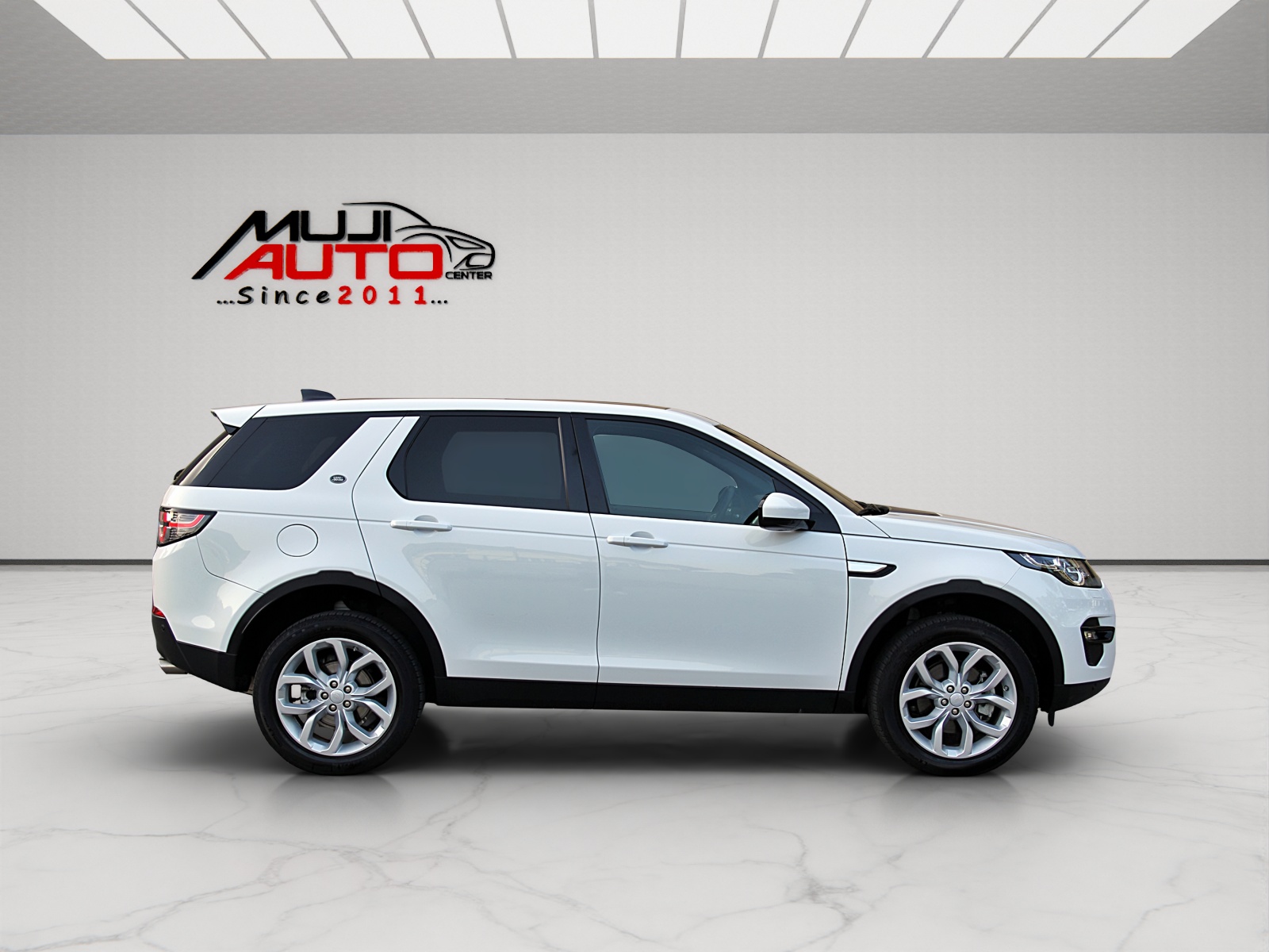LAND ROVER Discovery Sport 2.0 TD4 SE AT9-image-5