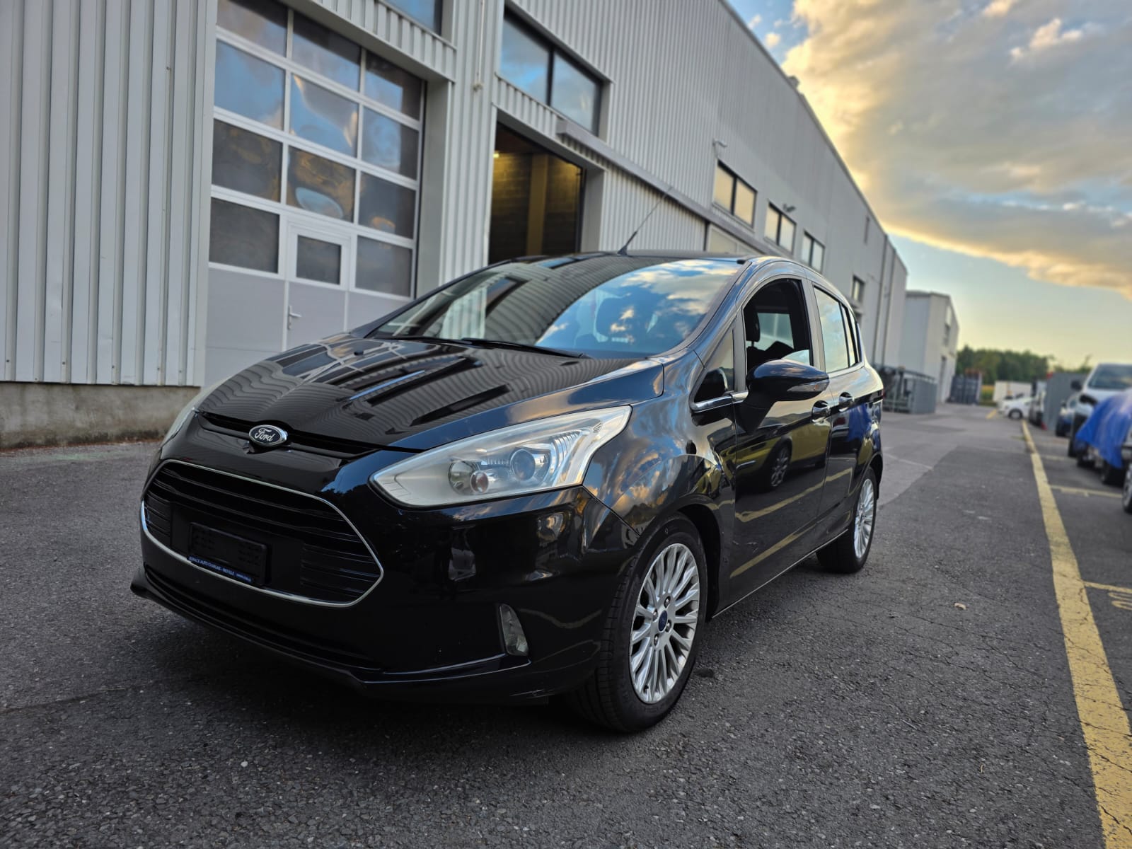 FORD B-Max 1.6 Ti-VCT Titanium PowerShift — slika 1