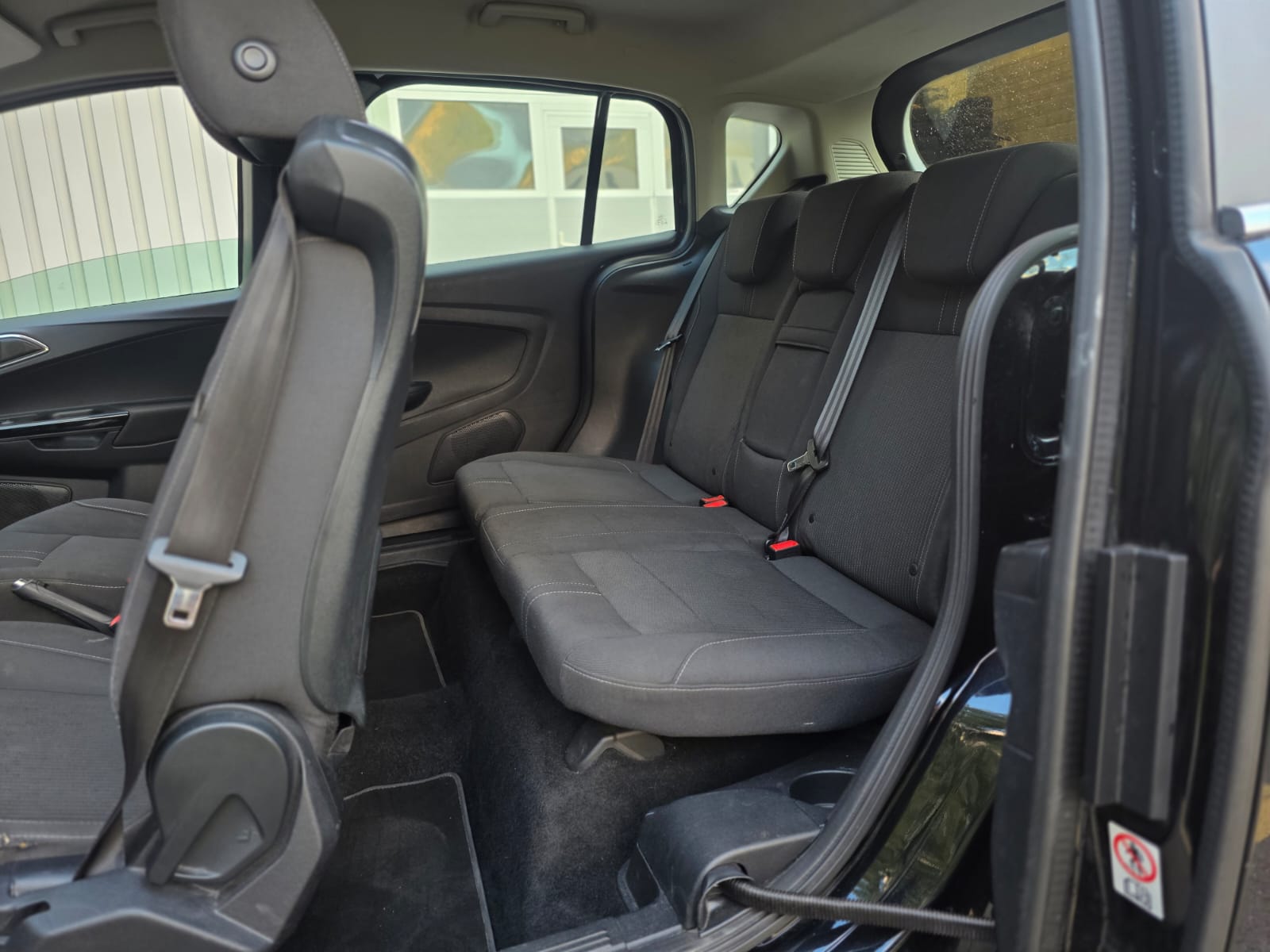FORD B-Max 1.6 Ti-VCT Titanium PowerShift-image-5