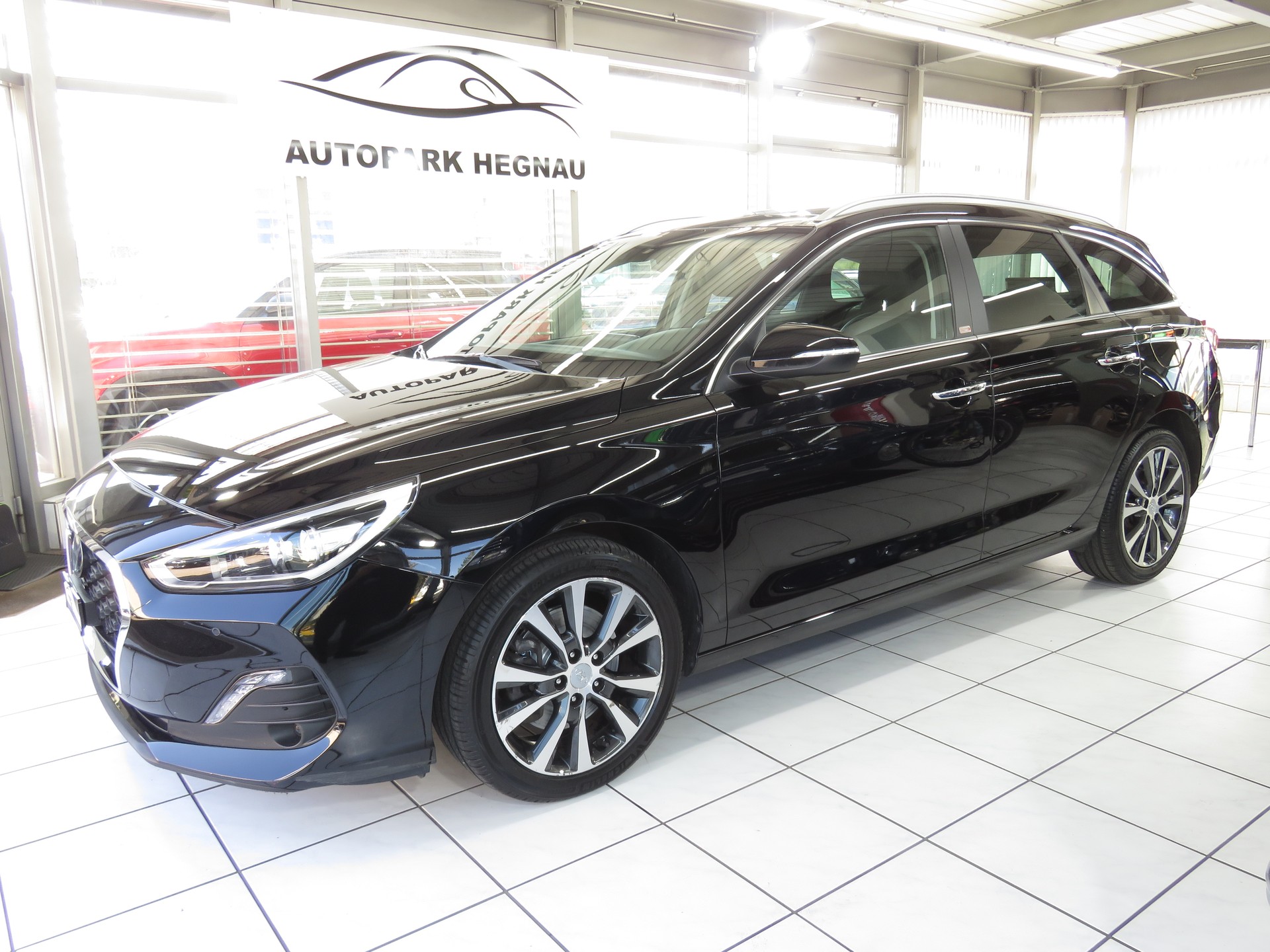 HYUNDAI i30 Wagon 1.4 T-GDi Vertex DCT (Automat)-image-0