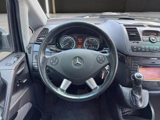 MERCEDES-BENZ Viano 2.2 CDI Blue Efficiency Ambiente L 4Matic A-image-11