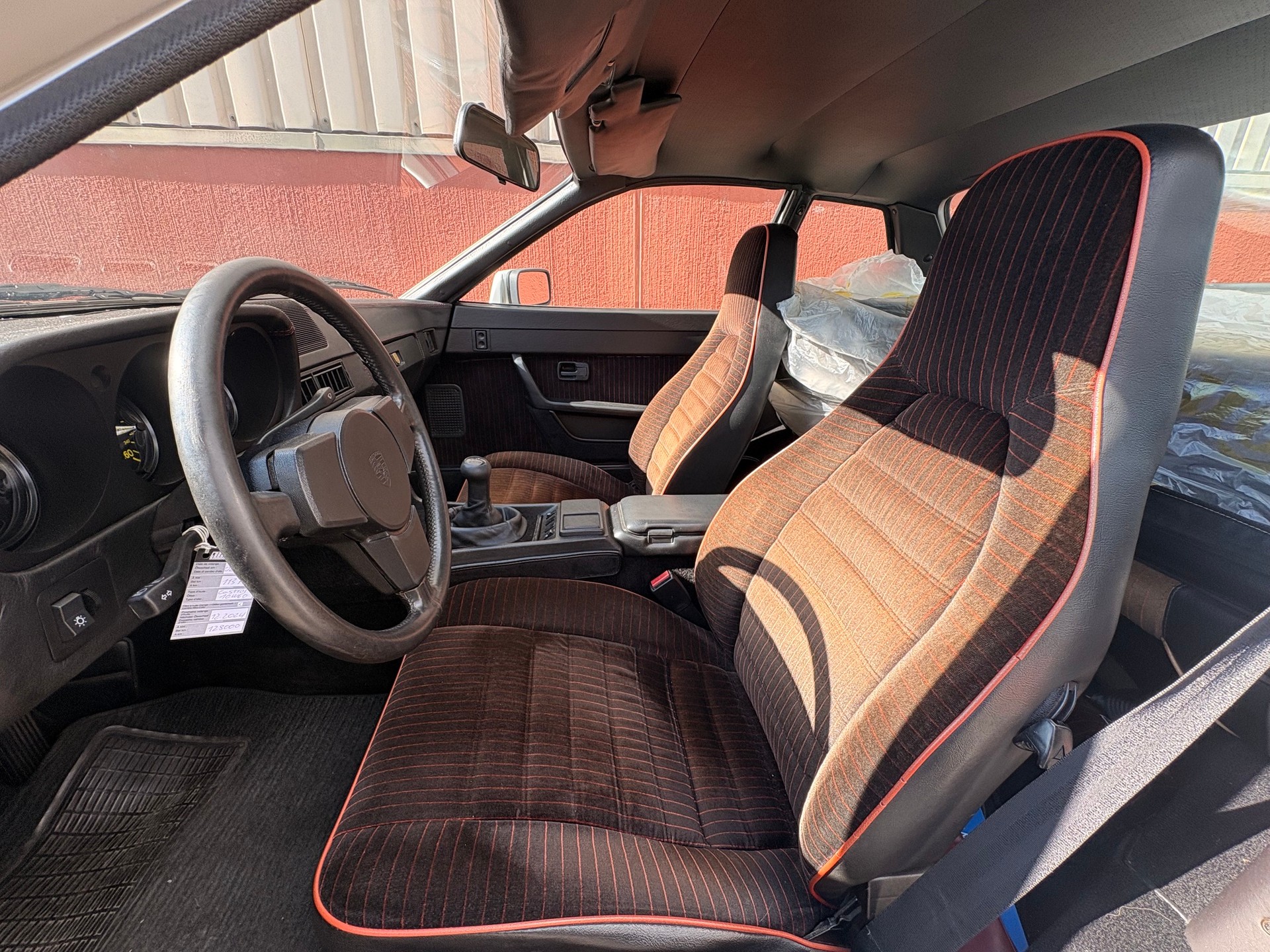 PORSCHE 944-image-5
