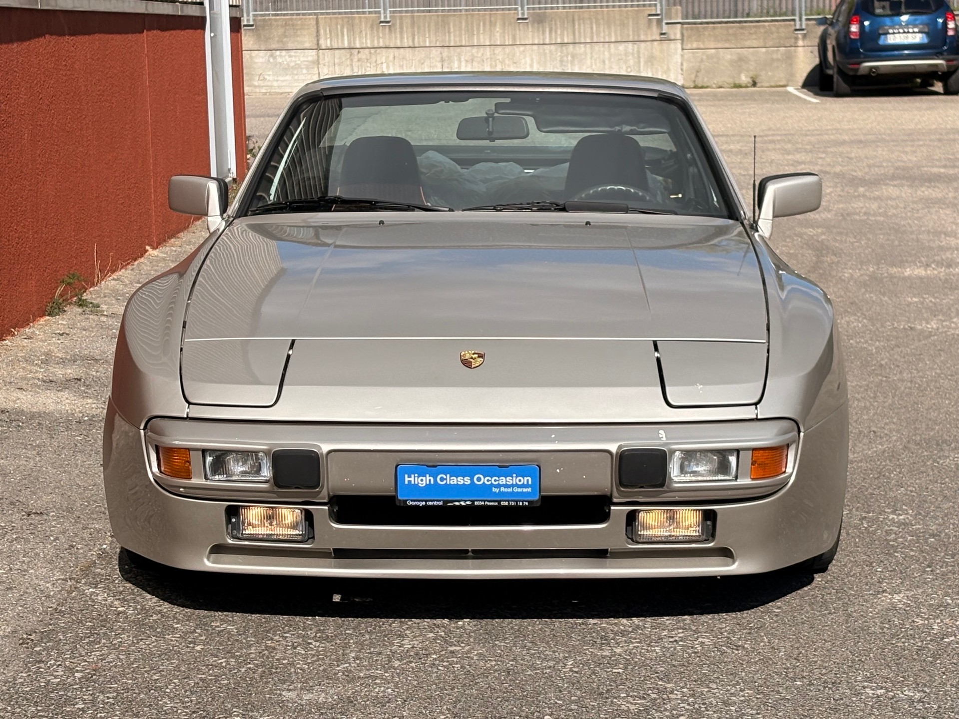 PORSCHE 944-image-1