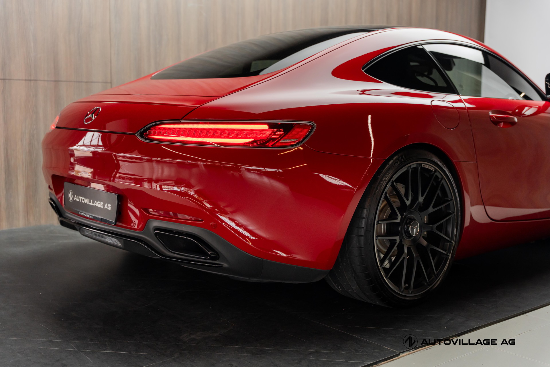 MERCEDES-BENZ AMG GT Speedshift DCT-image-24