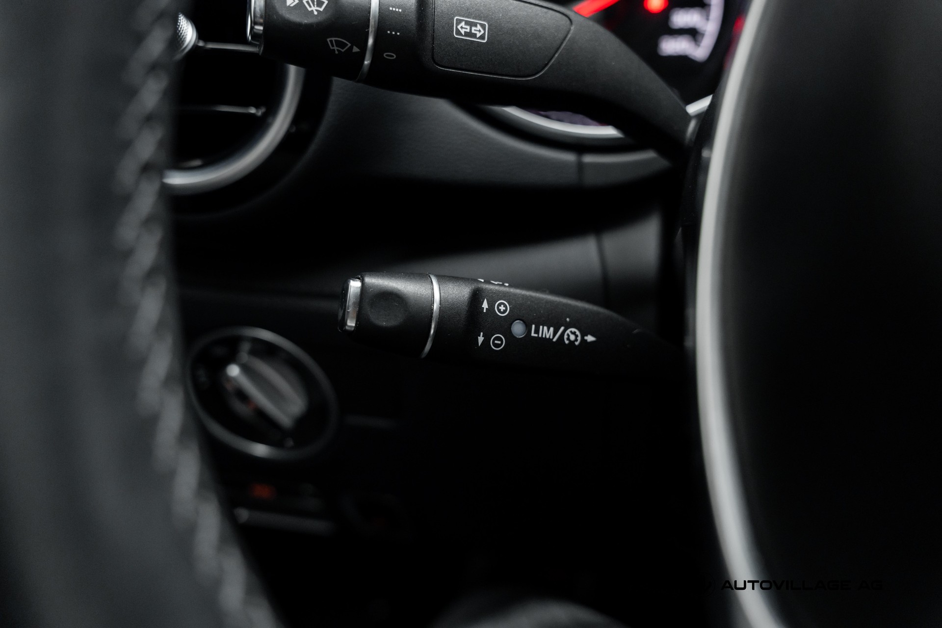 MERCEDES-BENZ AMG GT Speedshift DCT-image-16