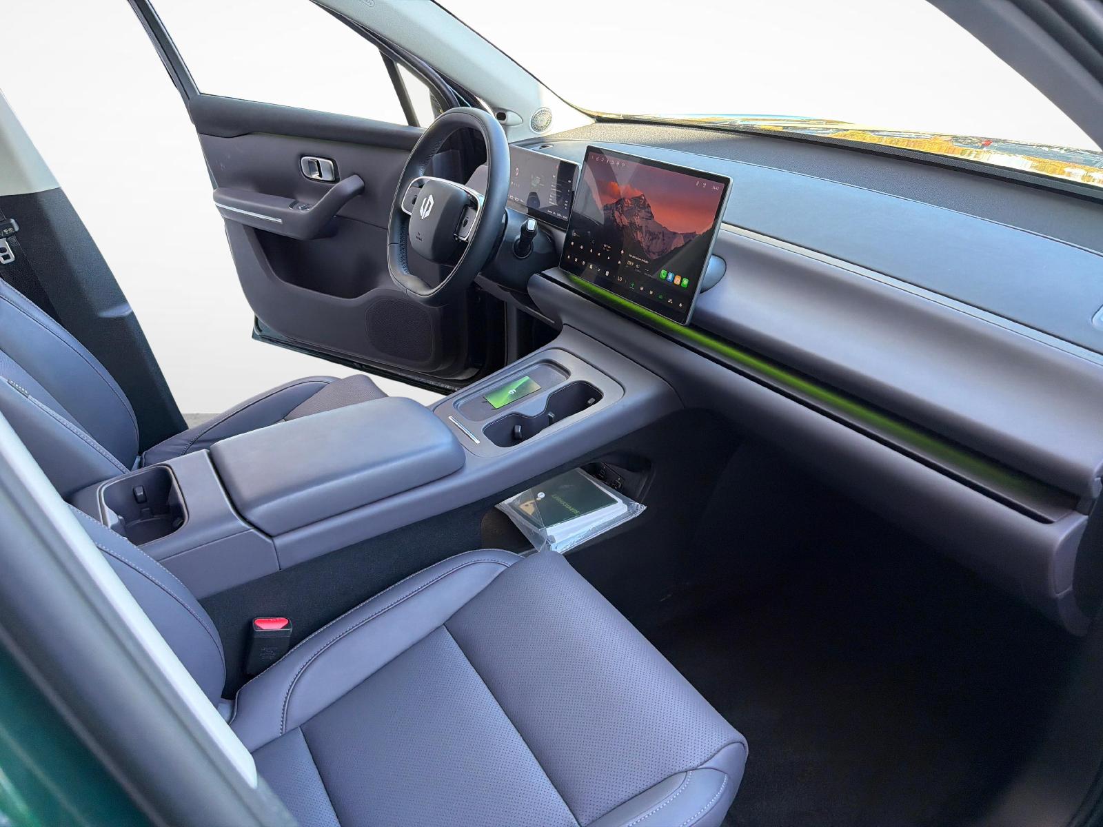 LEAPMOTOR C10 1.5 REEV Design-image-9