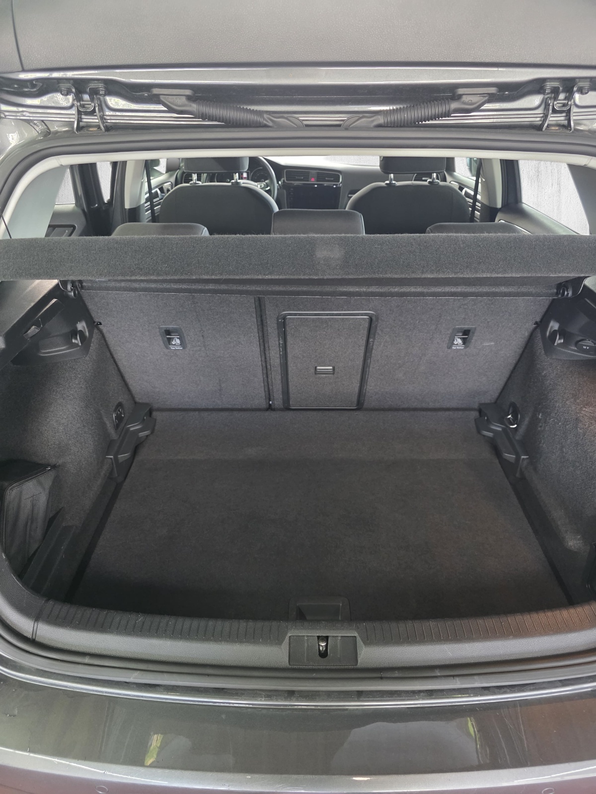 VW Golf 1.5 TSI EVO Highline-image-11