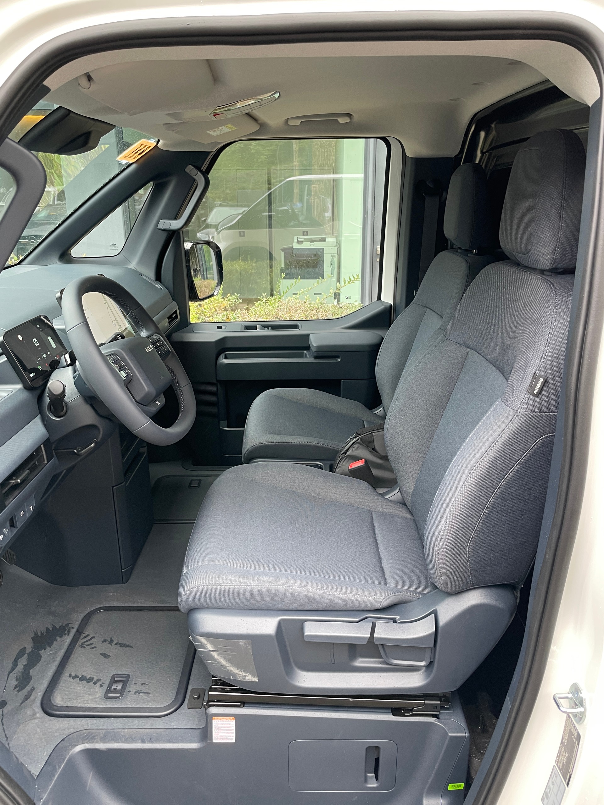 KIA PV5 Cargo 71.2 kWh Plus L2H1 inkl. Wärmepumpe und zwei Schiebetüren-image-10