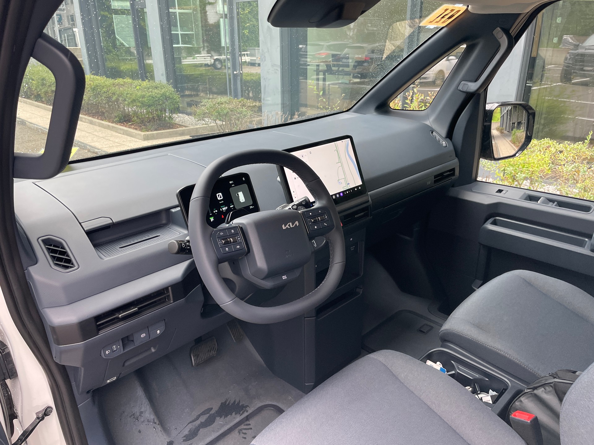KIA PV5 Cargo 71.2 kWh Plus L2H1 inkl. Wärmepumpe und zwei Schiebetüren-image-8